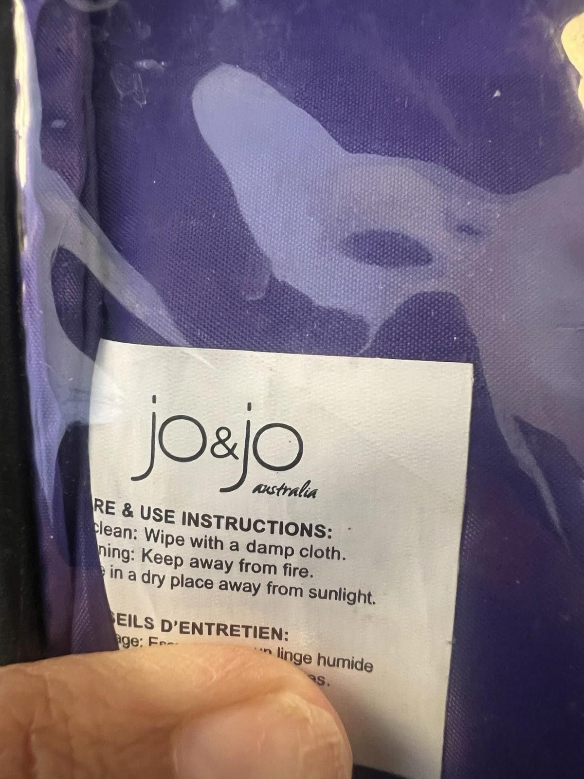 Other Pre-Owned Jo Jo Multicolored makeup bag Travel Bag Size ONE SIZE - 6 Thumbnail