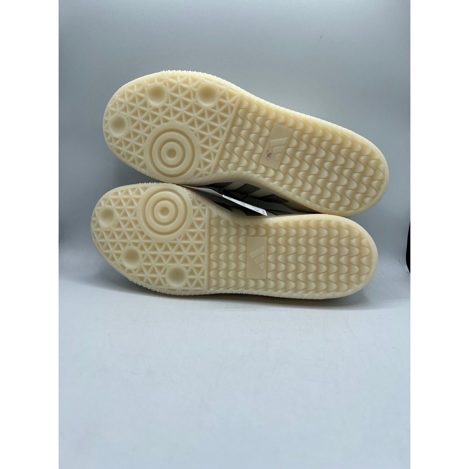 Adidas Lionel Messi X Adidas Samba Indoor “Cream White” size 5 men Size US 5 / EU 37 - 5 Thumbnail