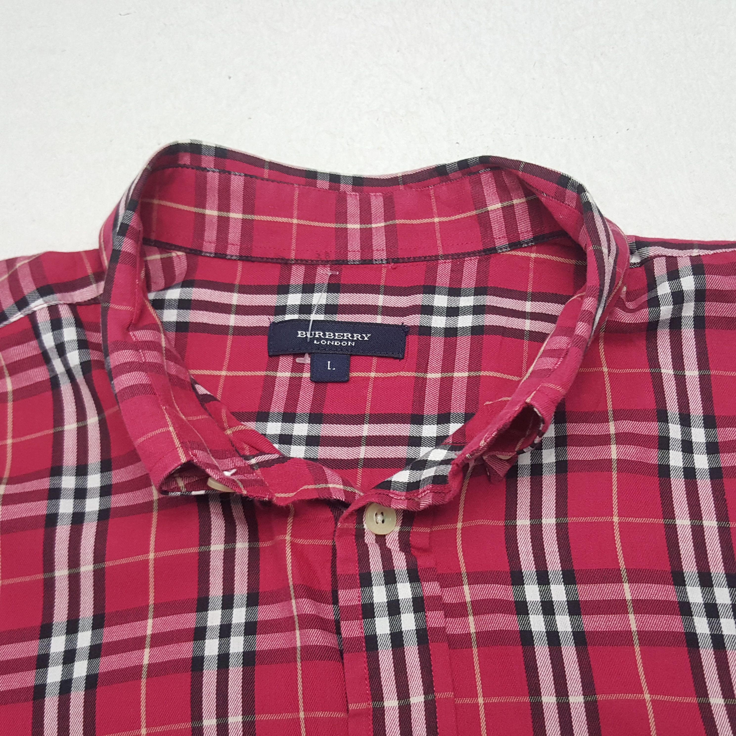 Burberry × Vintage Vintage Burberry London Button Up Shirt Size US L / EU 52-54 / 3 - 4 Thumbnail
