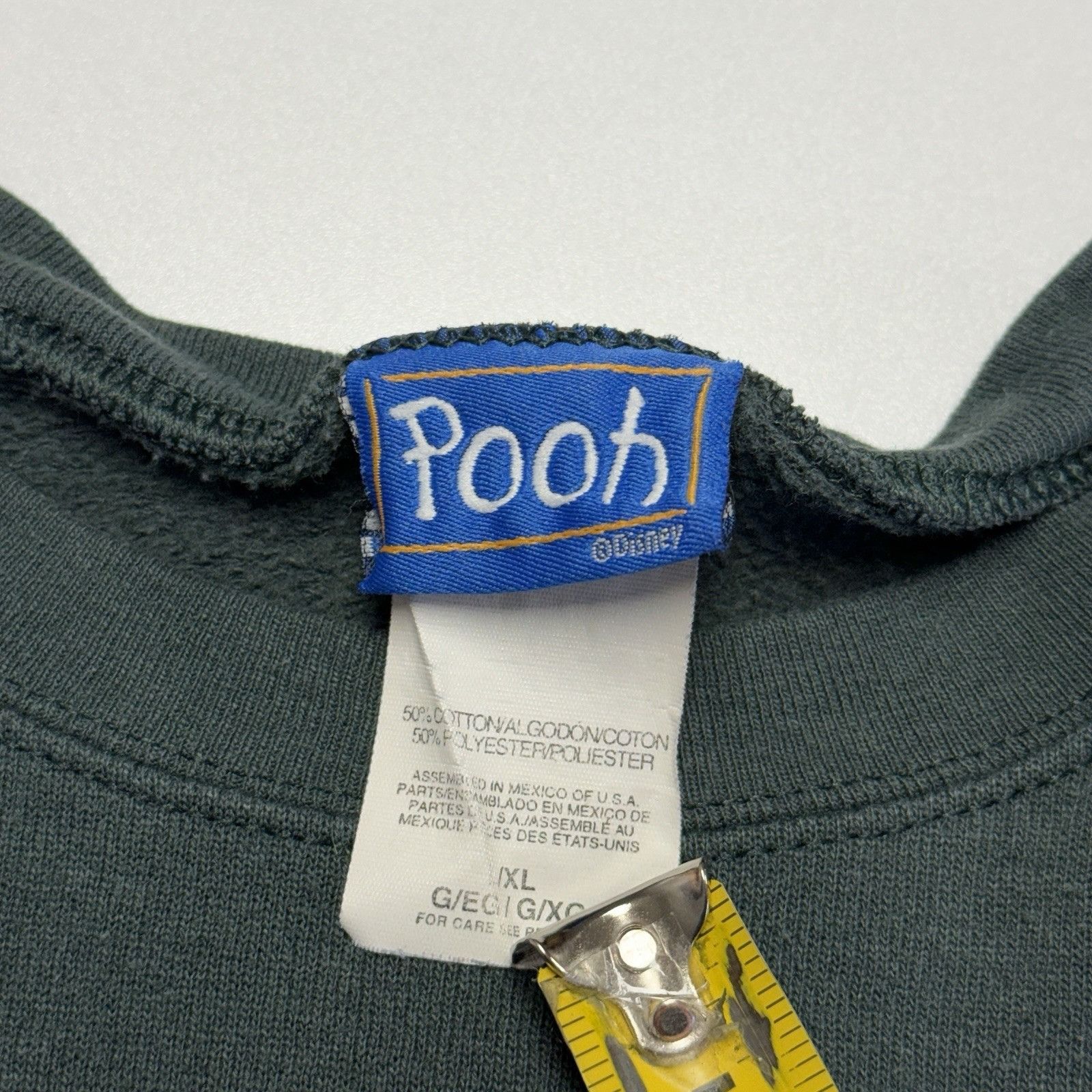 Disney Vintage 90s Winnie The Pooh Sweatshirt Graphic Disney Size US XL / EU 56 / 4 - 5 Thumbnail