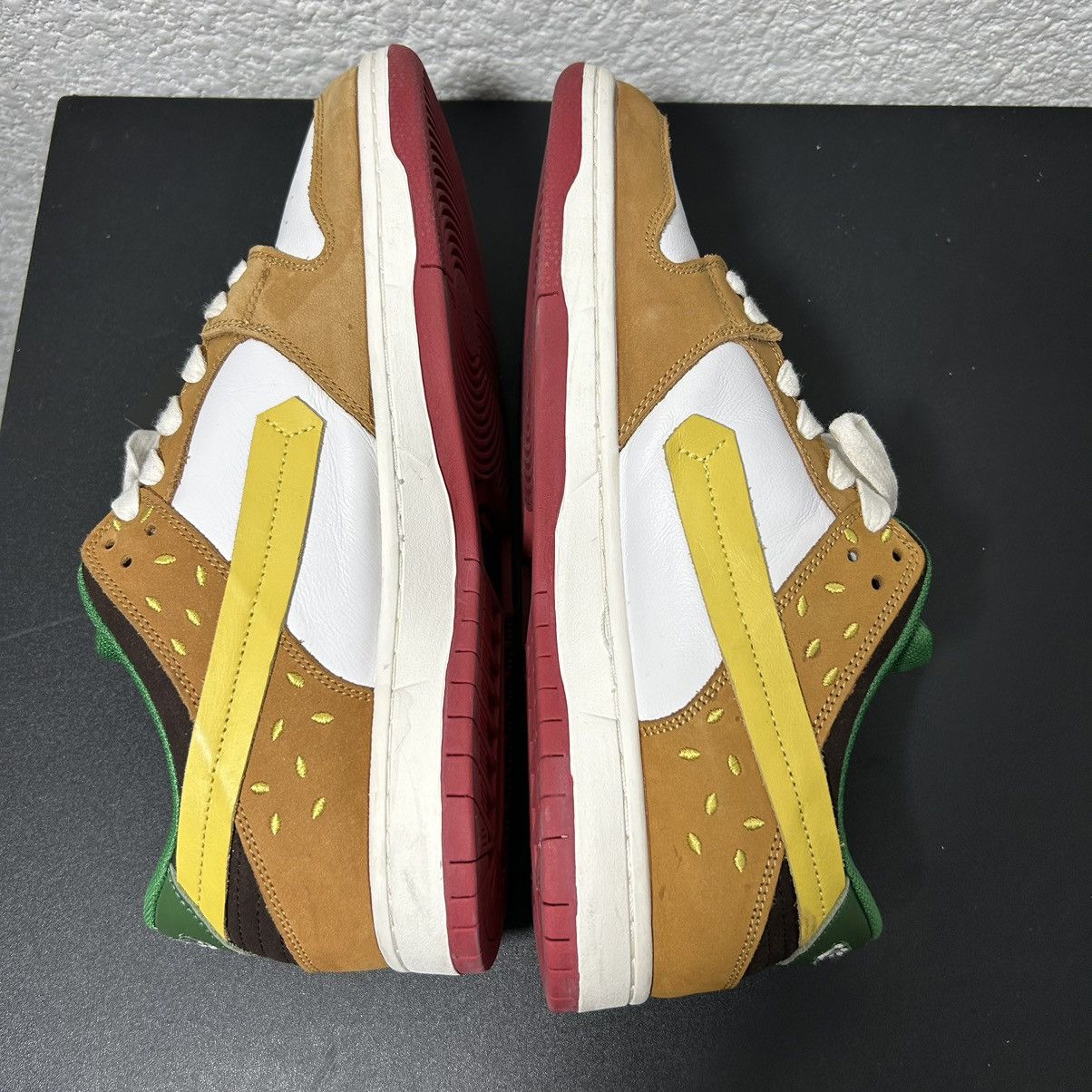 Vandy The Pink Vandy The Pink Burguer Dunks Low Size US 10 / EU 43 - 10 Thumbnail