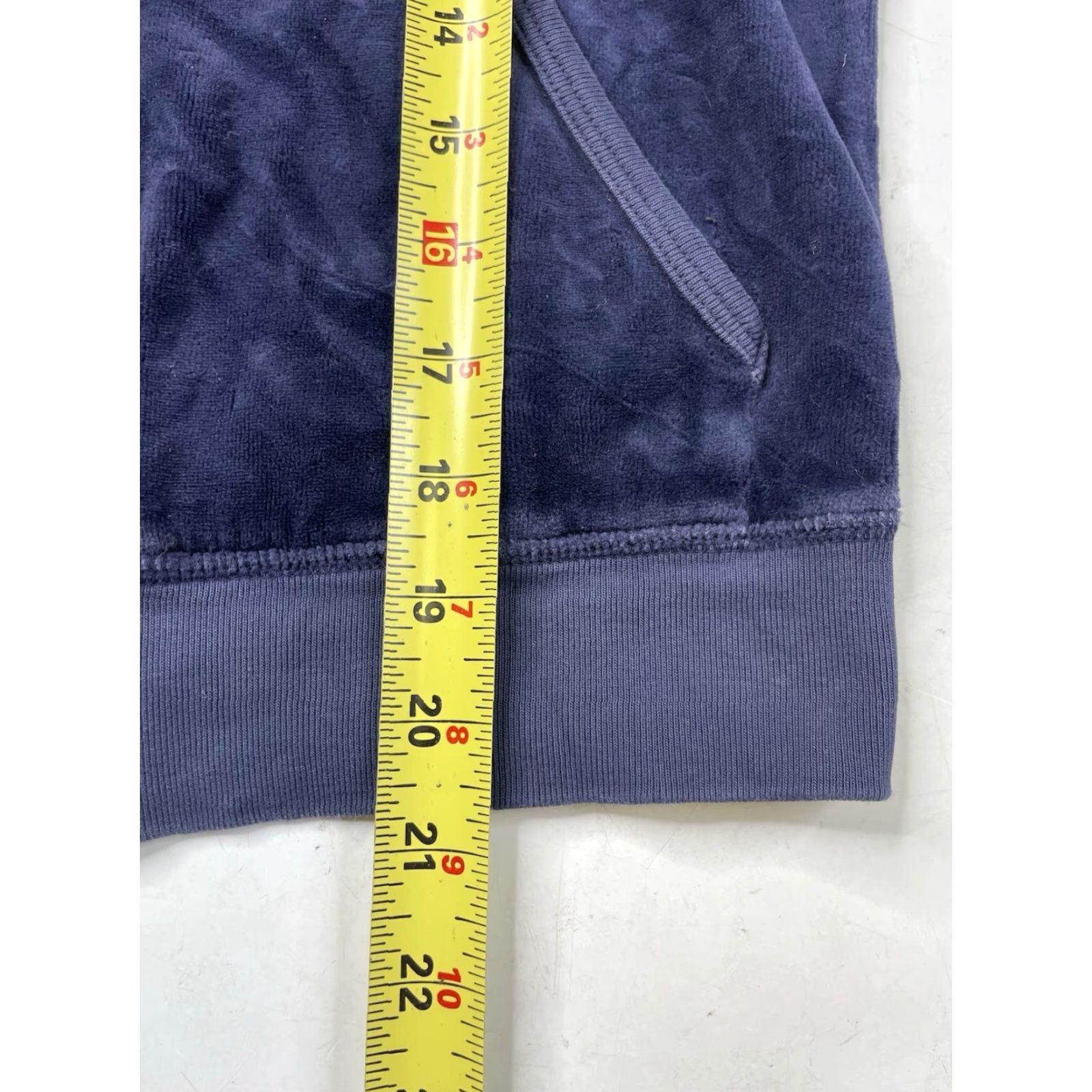 Juicy Couture VINTAGE Juicy Couture Hoodie Blues M Velour Full Zip Womens Medium Size M / US 6-8 / IT 42-44 - 5 Thumbnail