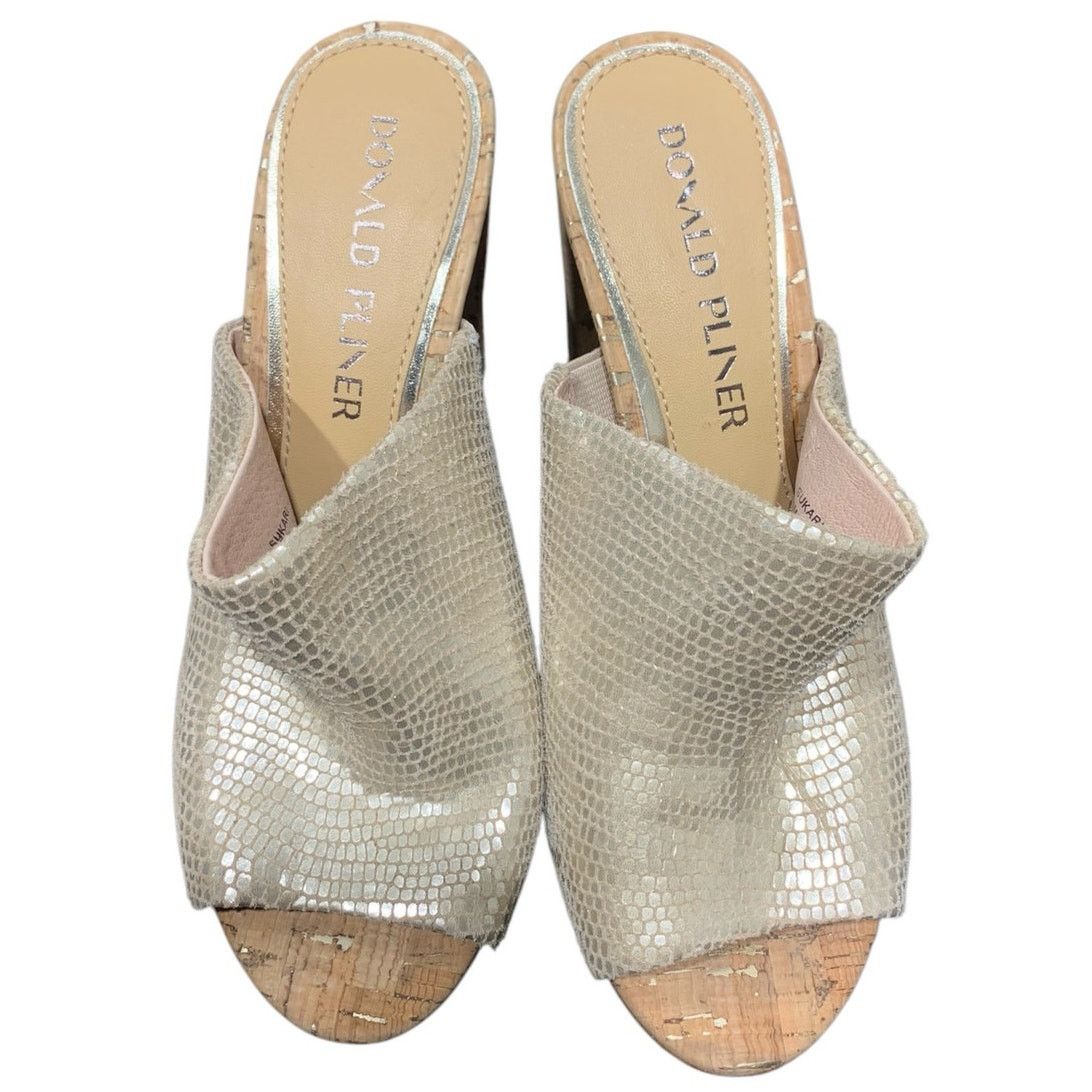 Donald Pliner Donald Pliner Sukari-PM Sandal Pebble Metalic Platino HEEL Size US 5 / IT 35 - 9 Thumbnail
