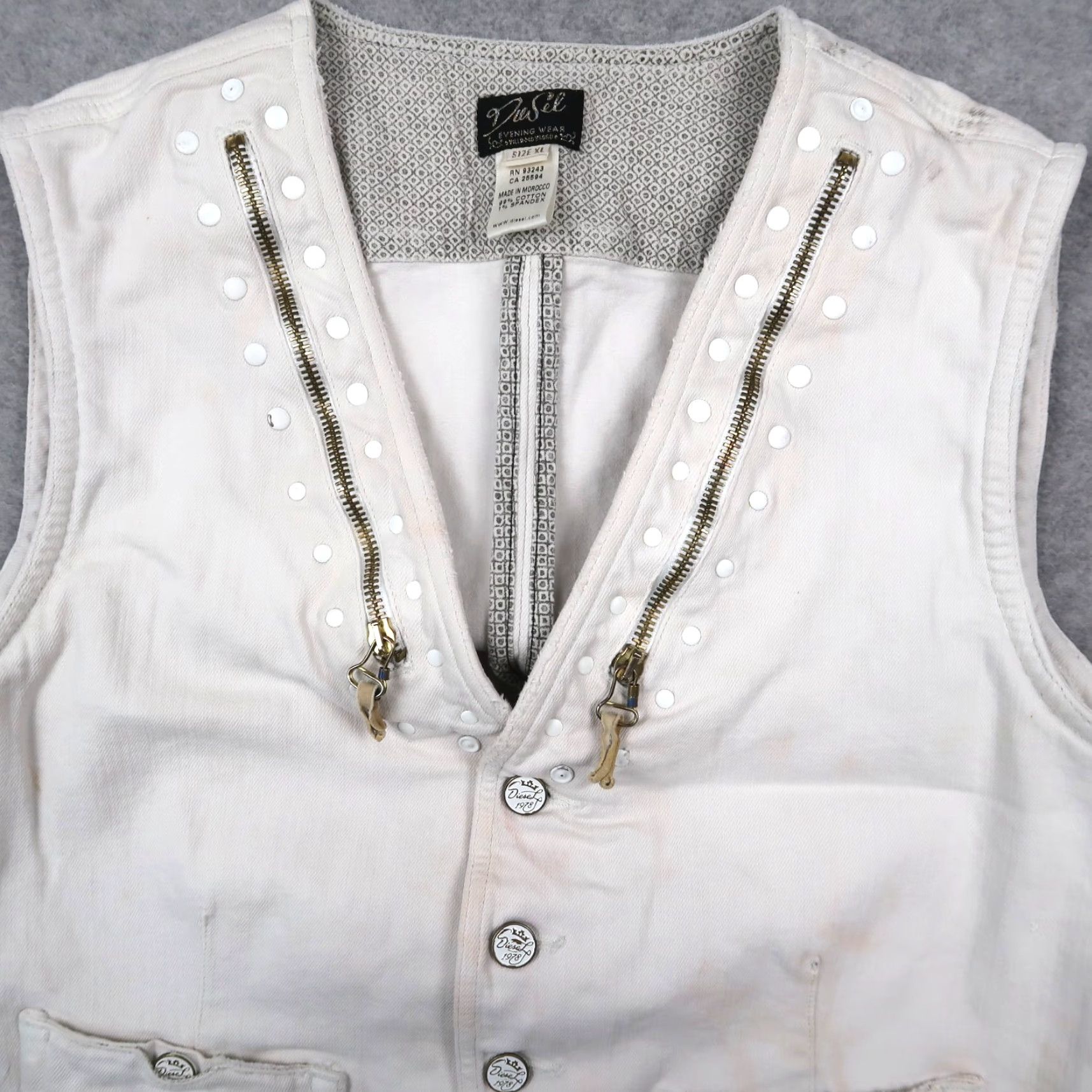 Diesel VINTAGE Diesel Denim Vest Jacket Women Size XL Women Studded Western Vest Casual White Denim Vest XL Women Western Studded Diesel Vintage Size XL / US 12-14 / IT 48-50 - 3 Thumbnail