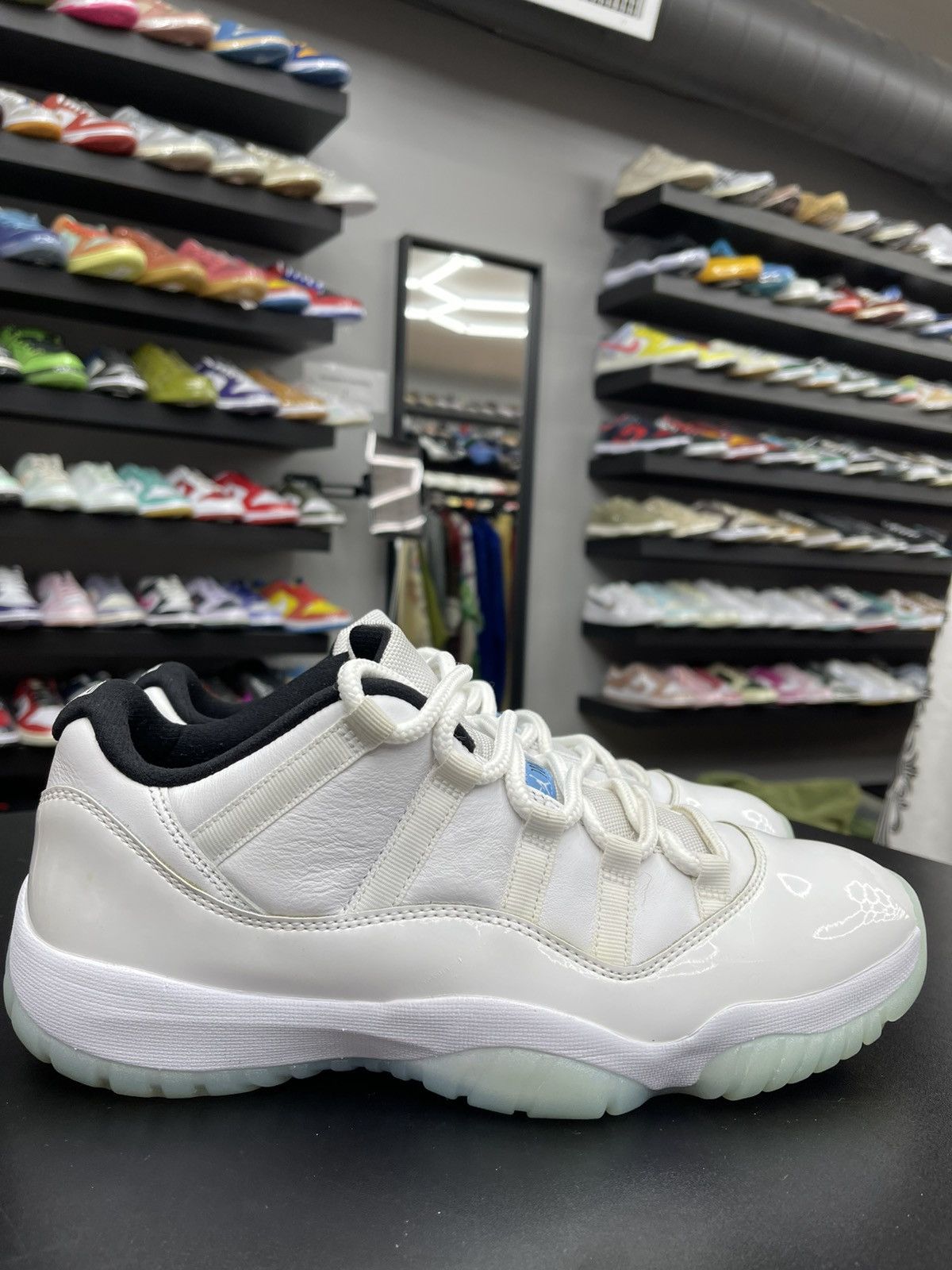 Jordan Brand Size 10.5 - Jordan 11 Retro Low Legend Blue Size US 10.5 / EU 43-44 - 3 Thumbnail