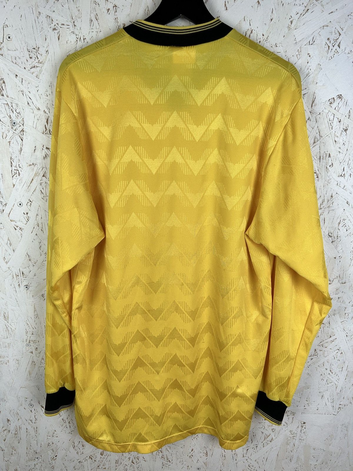 Umbro 90s Umbro Template Long Sleeve Soccer Football Jersey ~L Size US L / EU 52-54 / 3 - 5 Thumbnail