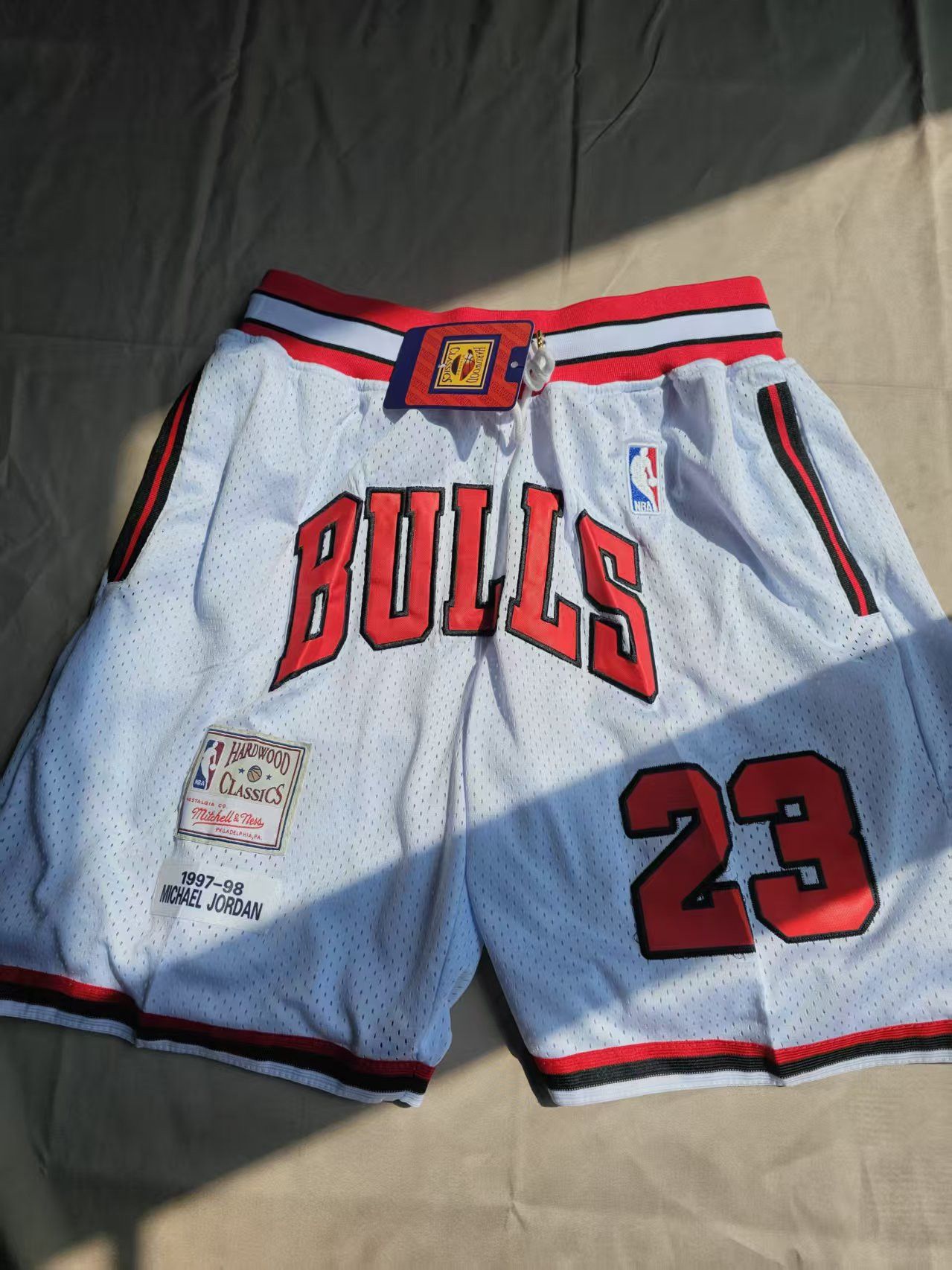 NBA Chicago Bulls Short Pocket Michael Jordan Short XXL Size US 38 / EU 54 - 1 Thumbnail
