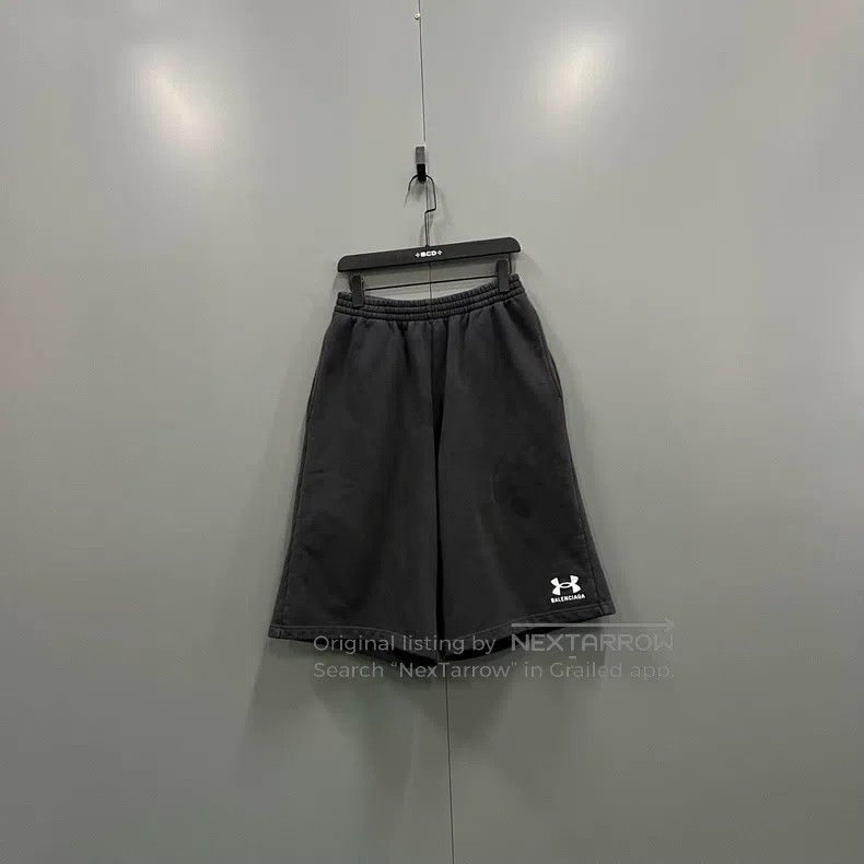 Balenciaga Balenciaga size XXS Embroidered Shorts Size US 27 - 1 Thumbnail