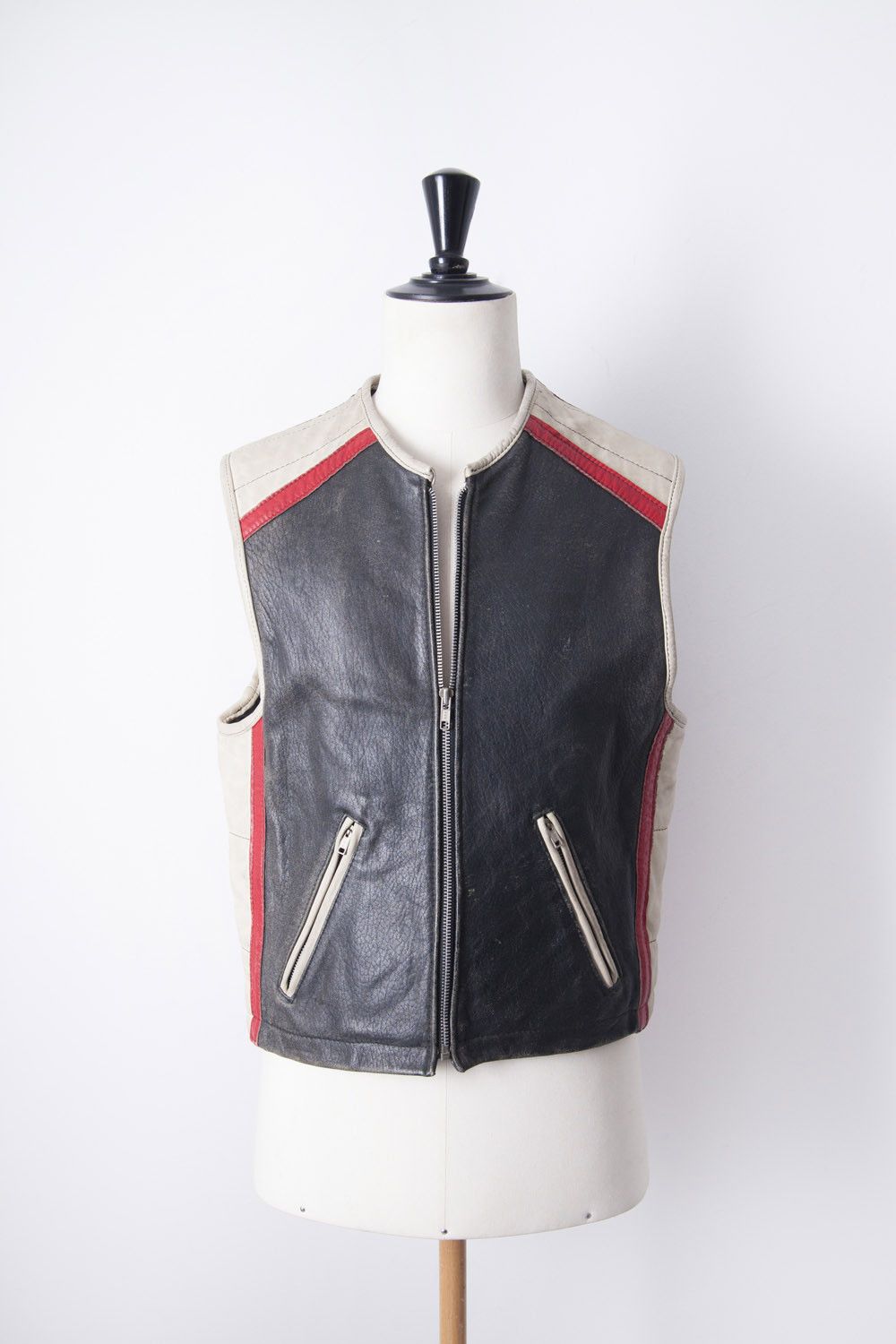 Vintage 1990's riding leather vest Size US S / EU 44-46 / 1 - 1 Thumbnail