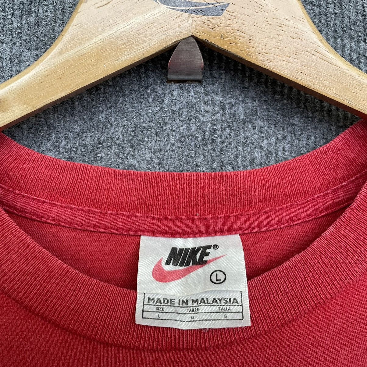 Nike × Vintage 90s Nike Centre Swoosh T Shirt Big Swoosh At The Back Size US L / EU 52-54 / 3 - 5 Thumbnail