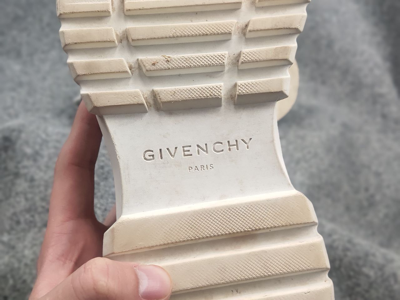 Givenchy Givenchy spectre runner sneakers leather Logo Zip Shoes Size US 8.5 / IT 38.5 - 17 Thumbnail