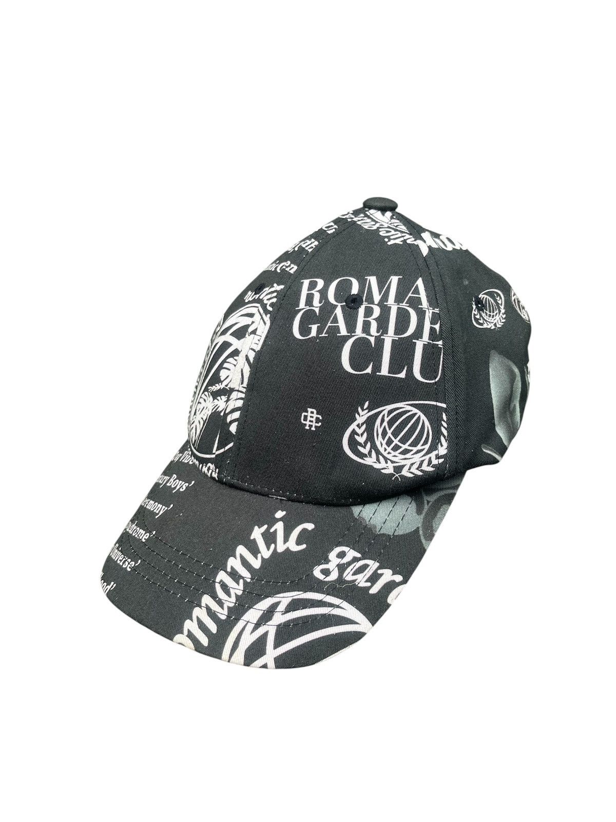 Japanese Brand Romantic Crown Streetwear Cap All Over Typography Print Size ONE SIZE - 1 Thumbnail