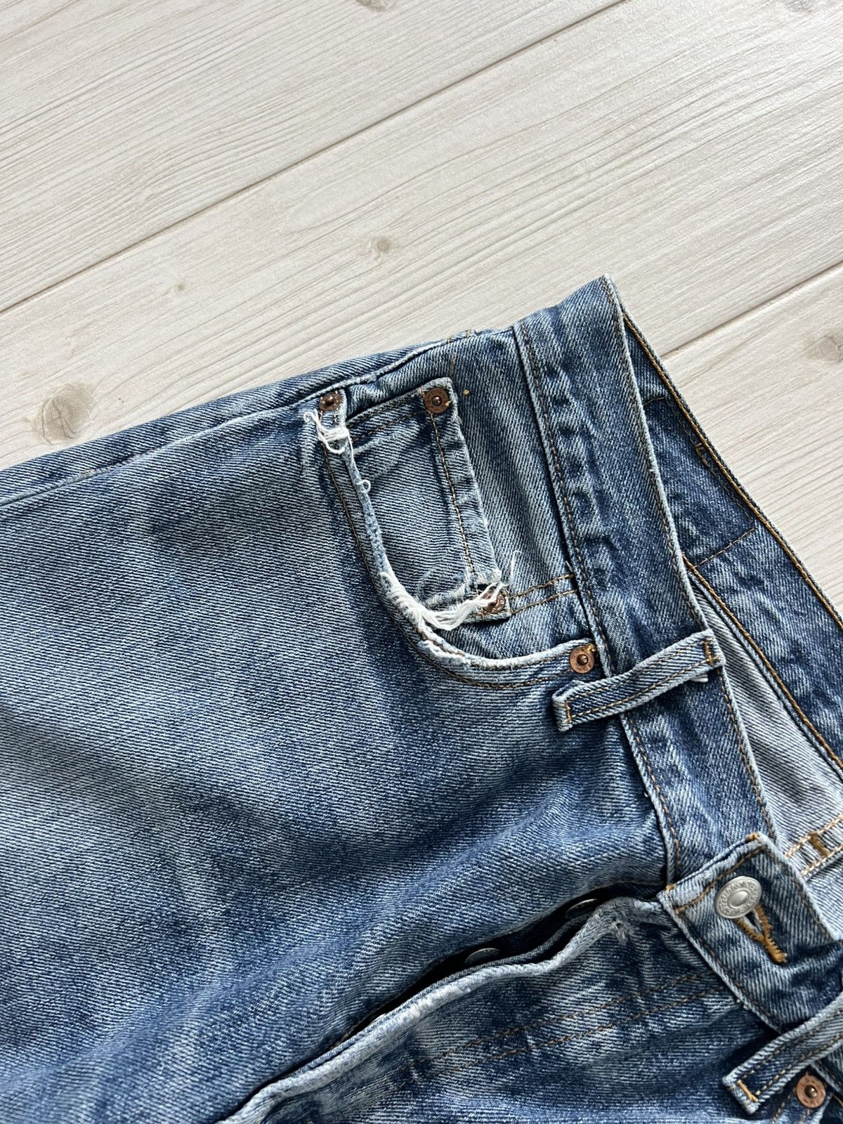 Levi's Vintage Levis 501 Blue Denim Jeans Size US 34 / EU 50 - 15 Thumbnail