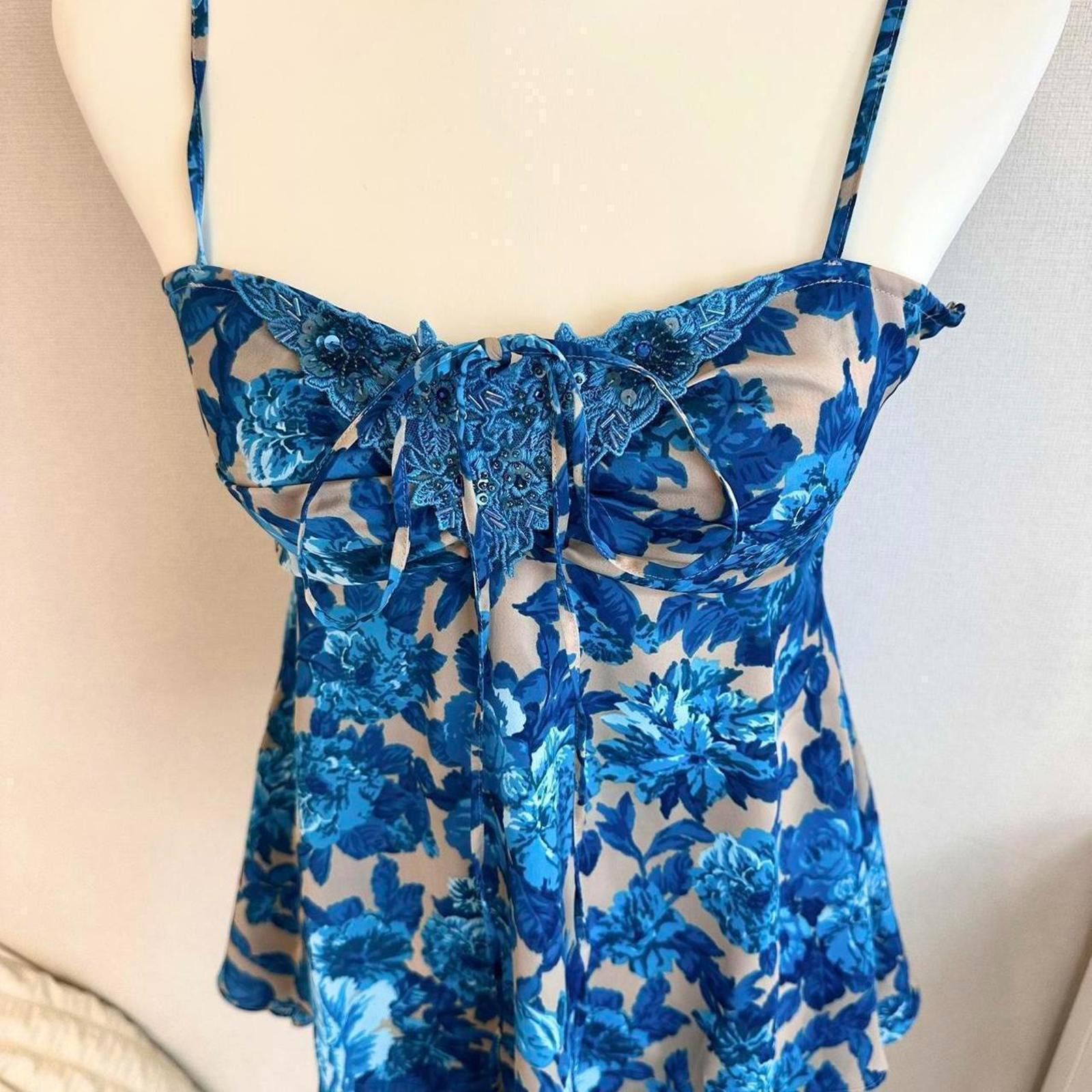 Other Whimsy blue flower 2000s camisole top Size XS / US 0-2 / IT 36-38 - 3 Thumbnail