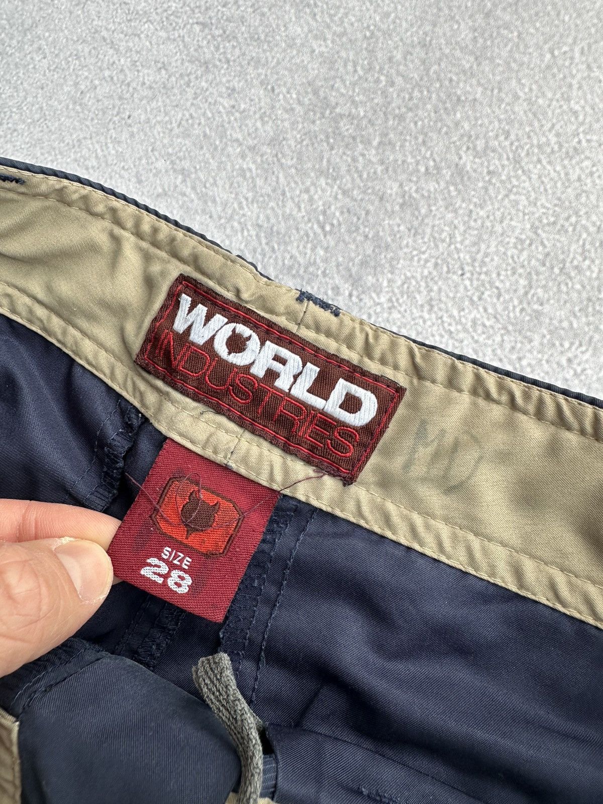 Vintage × World Industries Vintage World Industries 90sUSA Nylon Distressed Cargo Pants Size US 28 / EU 44 - 8 Thumbnail