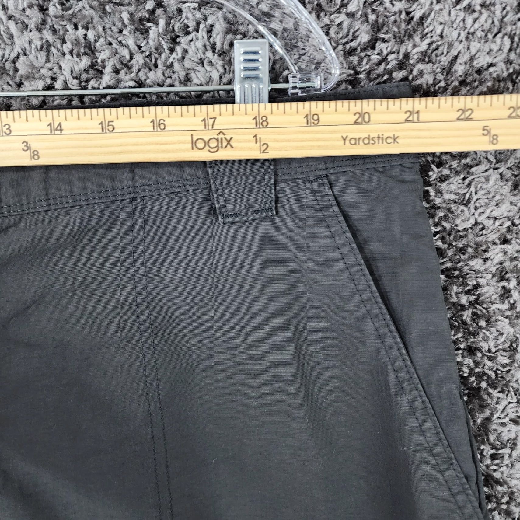 Wrangler VINTAGE? No. Wrangler Cargo Shorts Men 42 Gray Blue Hiking Regular Size 42 Mens Cargo Shorts Gray/Blue 90s? Size US 42 / EU 58 - 4 Thumbnail