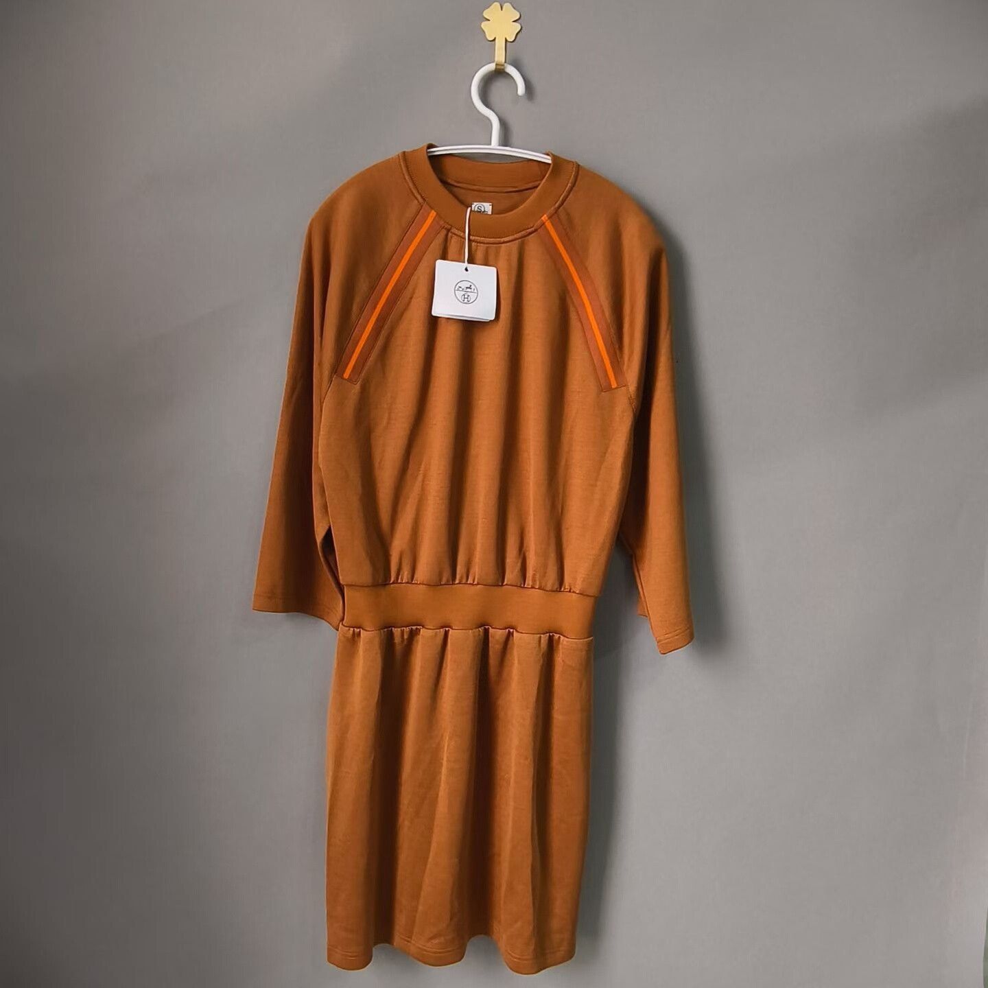 Hermes Hermes Orange Cashmere Knit Dress Size XS / US 0-2 / IT 36-38 - 1 Thumbnail