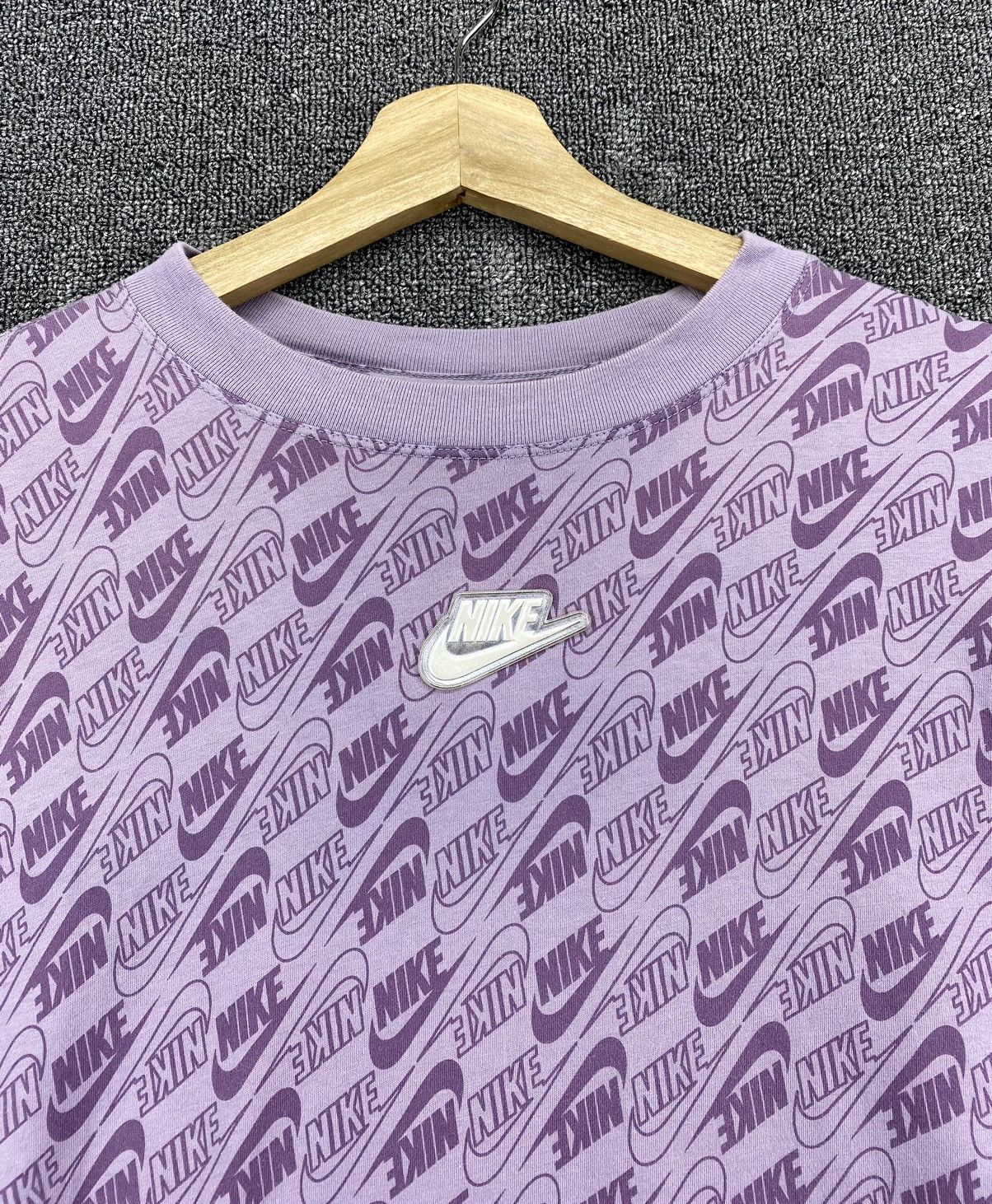 Nike Vintage Nike Fullprint Tee T Shirts Size US XL / EU 56 / 4 - 6 Thumbnail
