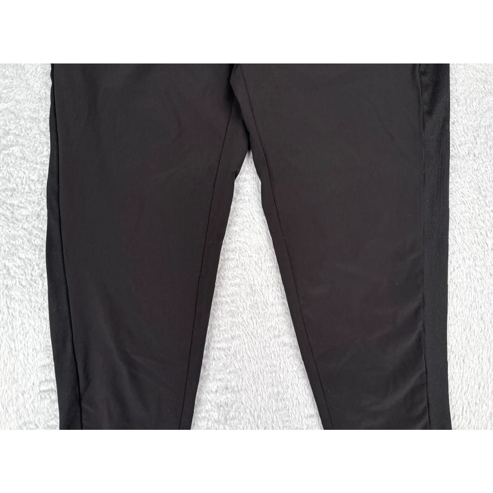 Vintage Chicos Women's Pants 2 Black Polyester Blend Stretch Straight Leg 30x26 Size 26" / US 2 / IT 38 - 3 Thumbnail
