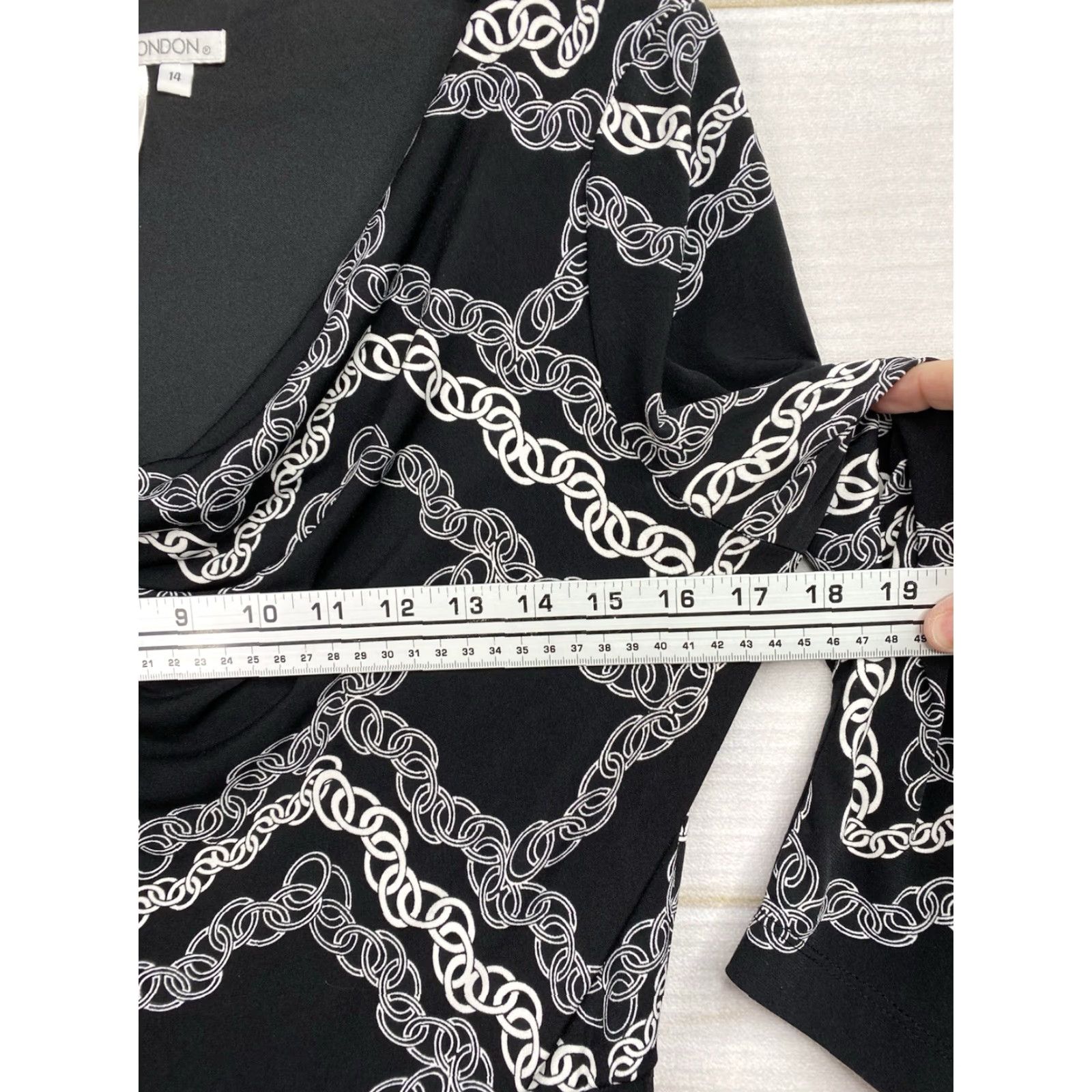 MAGGY LONDON VINTAGE Maggy London Dress Sz 14 Black Geometric "Chain" Print Slouch Neck 3/4 Sleeve Size XL / US 12-14 / IT 48-50 - 3 Thumbnail