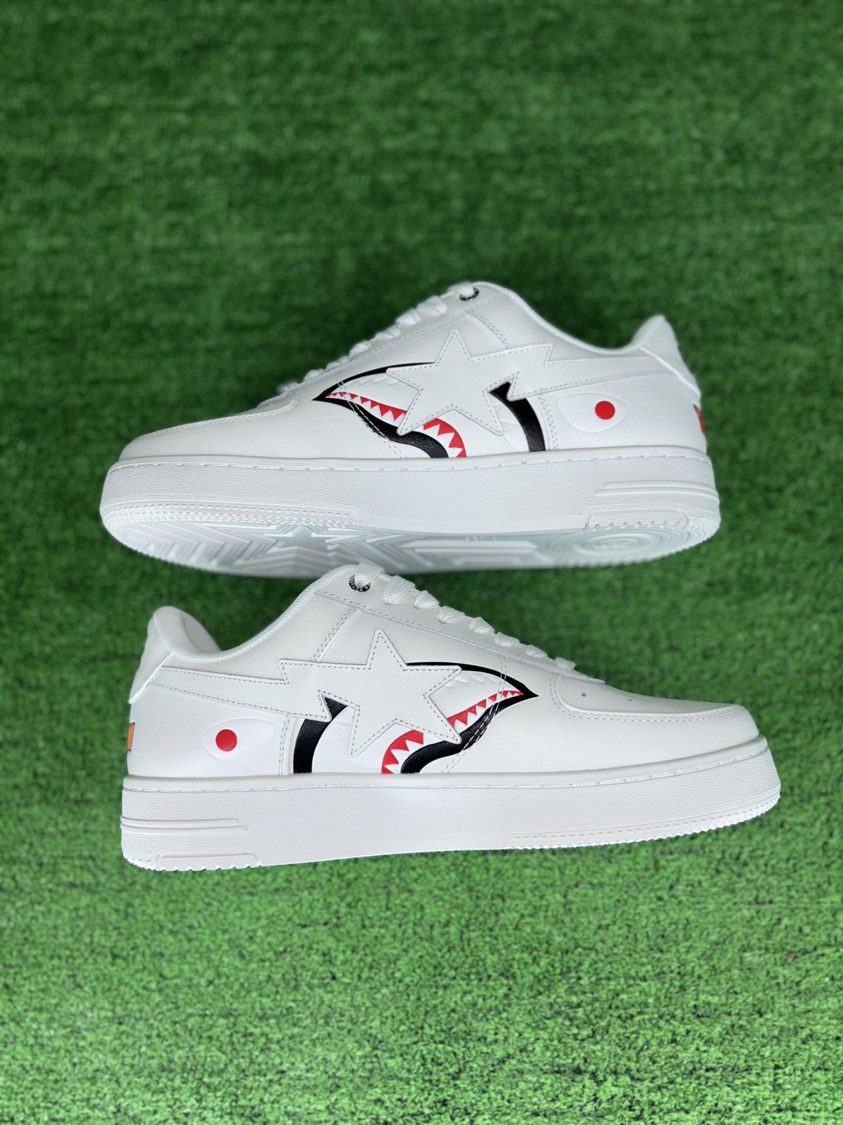 Bape BAPE SHARKSTA WHITE SIZE 9 Size US 9 / EU 42 - 3 Thumbnail