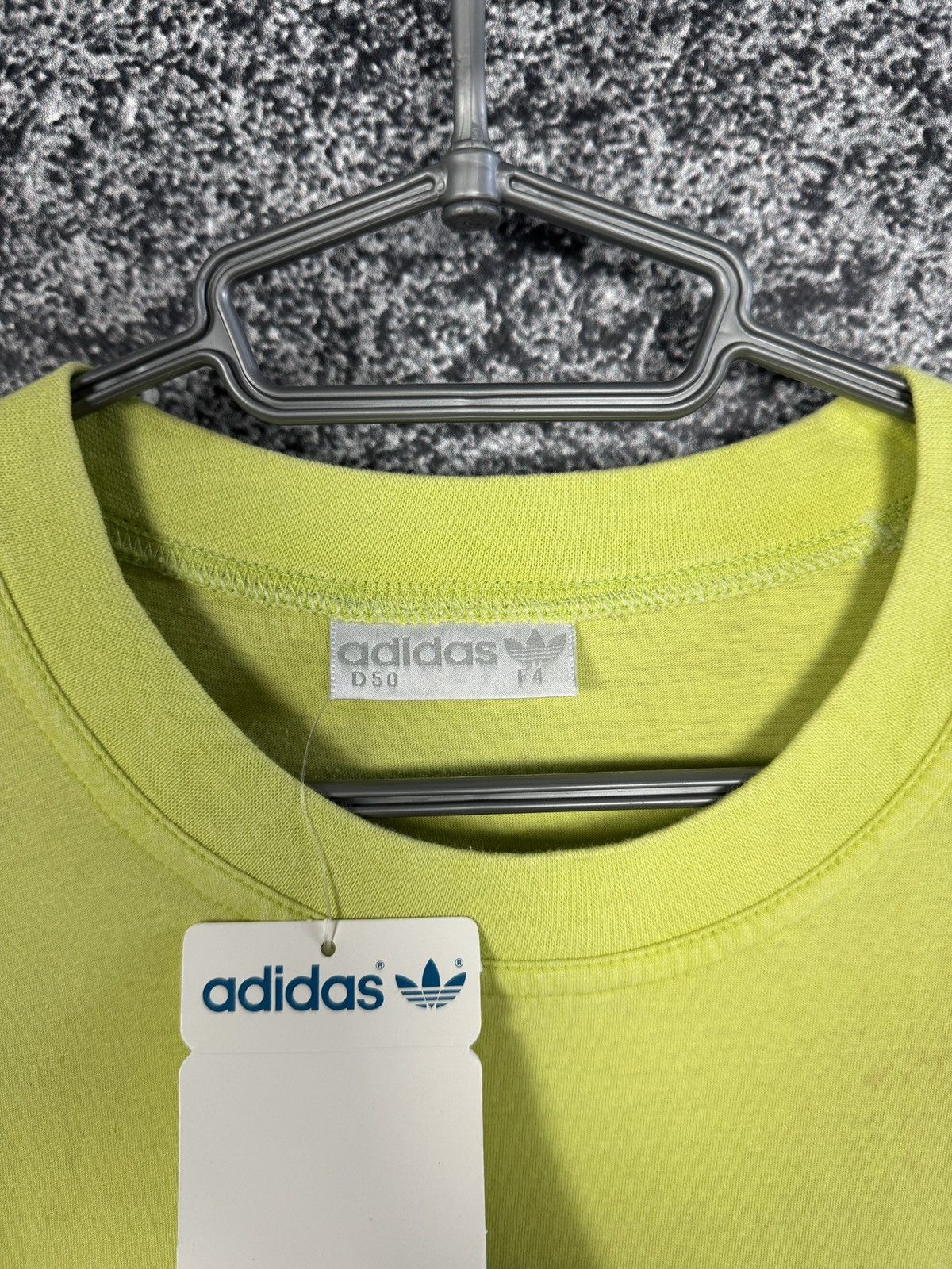 Adidas Adidas Adventure Vintage T-Shirt 90s Retro Big Logo Size M Size US M / EU 48-50 / 2 - 6 Thumbnail