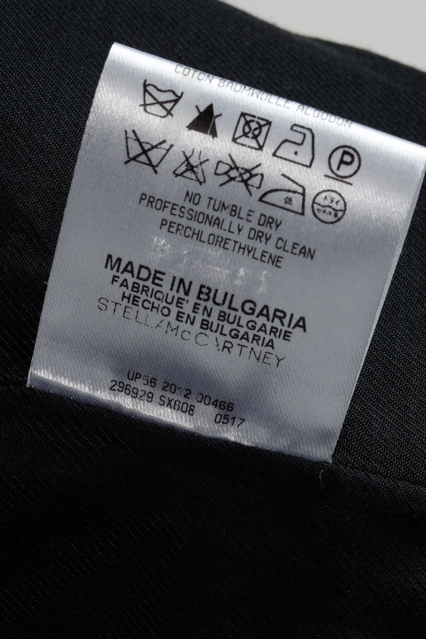 Stella McCartney Stella McCartney PF/12 Black Viscose-Crepe Longline Blazer Size M / US 6-8 / IT 42-44 - 9 Thumbnail