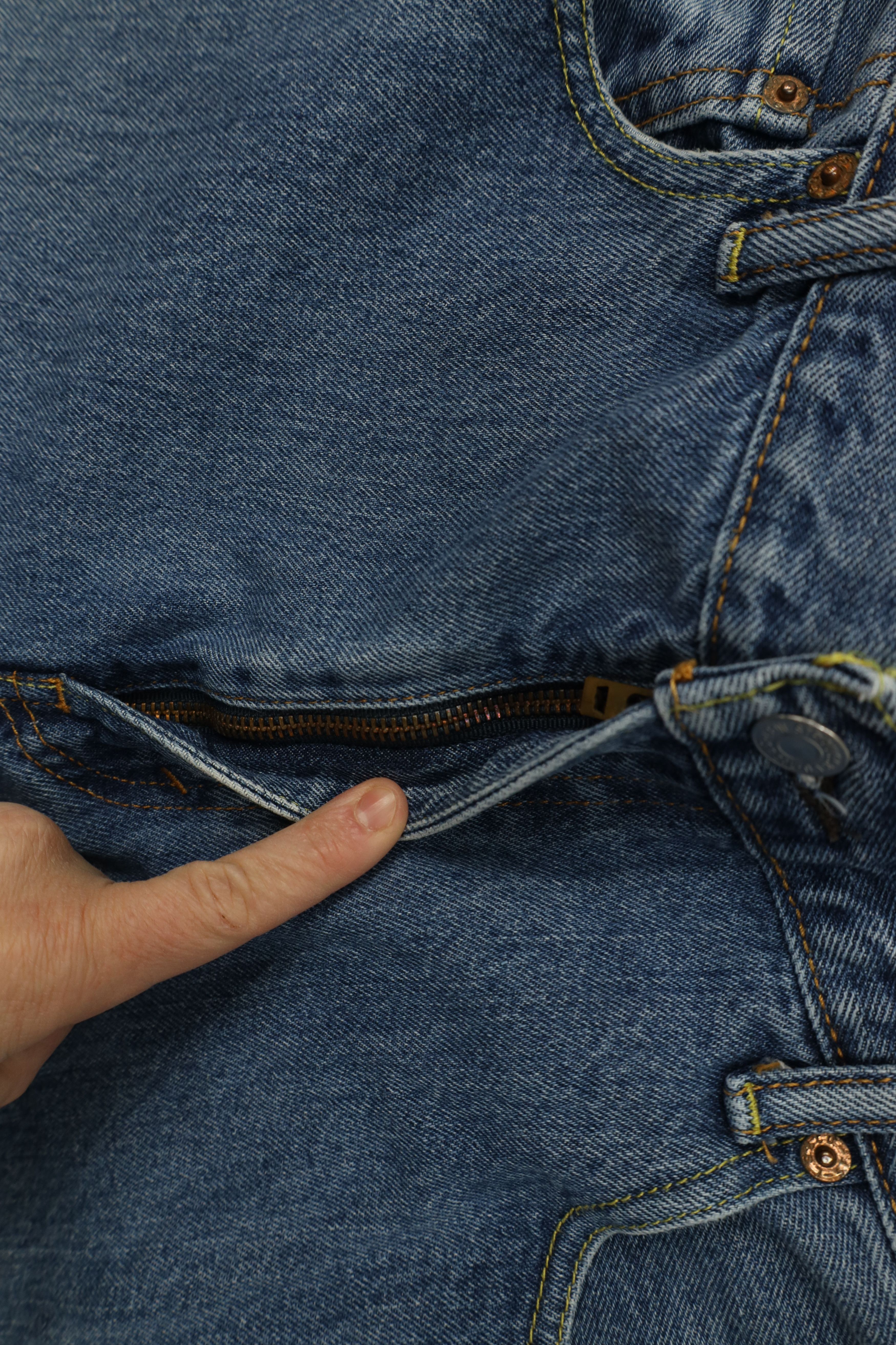 Levi's Vintage Y2K Levis 517 Boot Cut Denim Jeans Blue Cotton Size US 34 / EU 50 - 6 Thumbnail