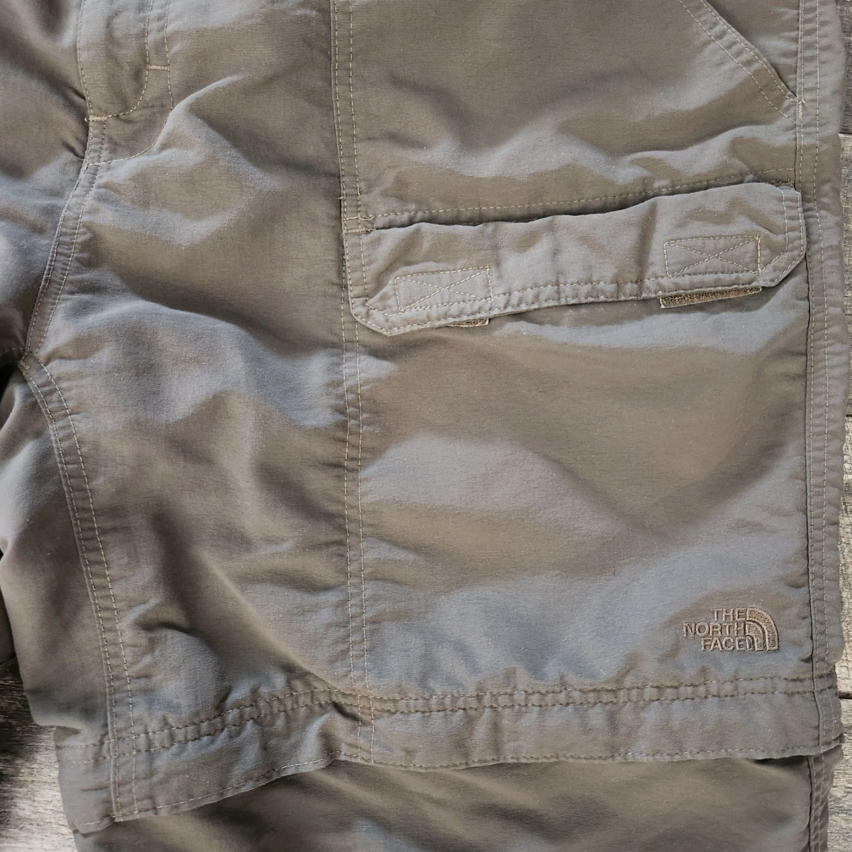 The North Face North Face Convertible Pants Mens 2XL 44x32 Green Zip Off Legs Fishing Hiking Cargo Breathable Quick Dry Outdoor Mens Size US 39 - 5 Thumbnail