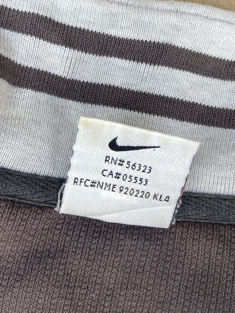 Nike Distressed Vintage Y2K Nike pullover big swoosh sweatshirt Size US XXL / EU 58 / 5 - 11 Thumbnail