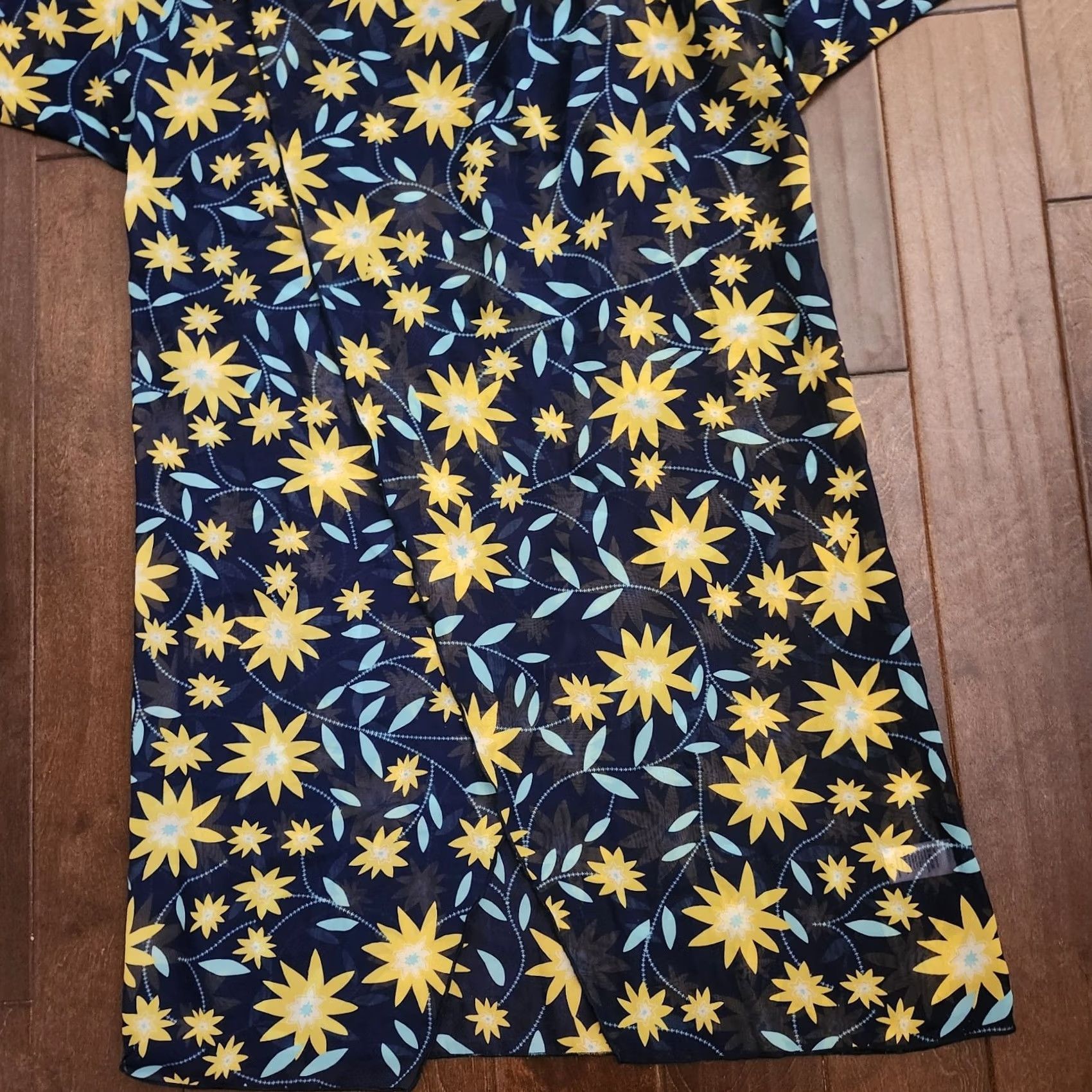 Vintage VINTAGE LuLaRoe Shirley Kimono Womens M Floral Yellow Blue Open Front Cardigan Size M / US 6-8 / IT 42-44 - 4 Thumbnail