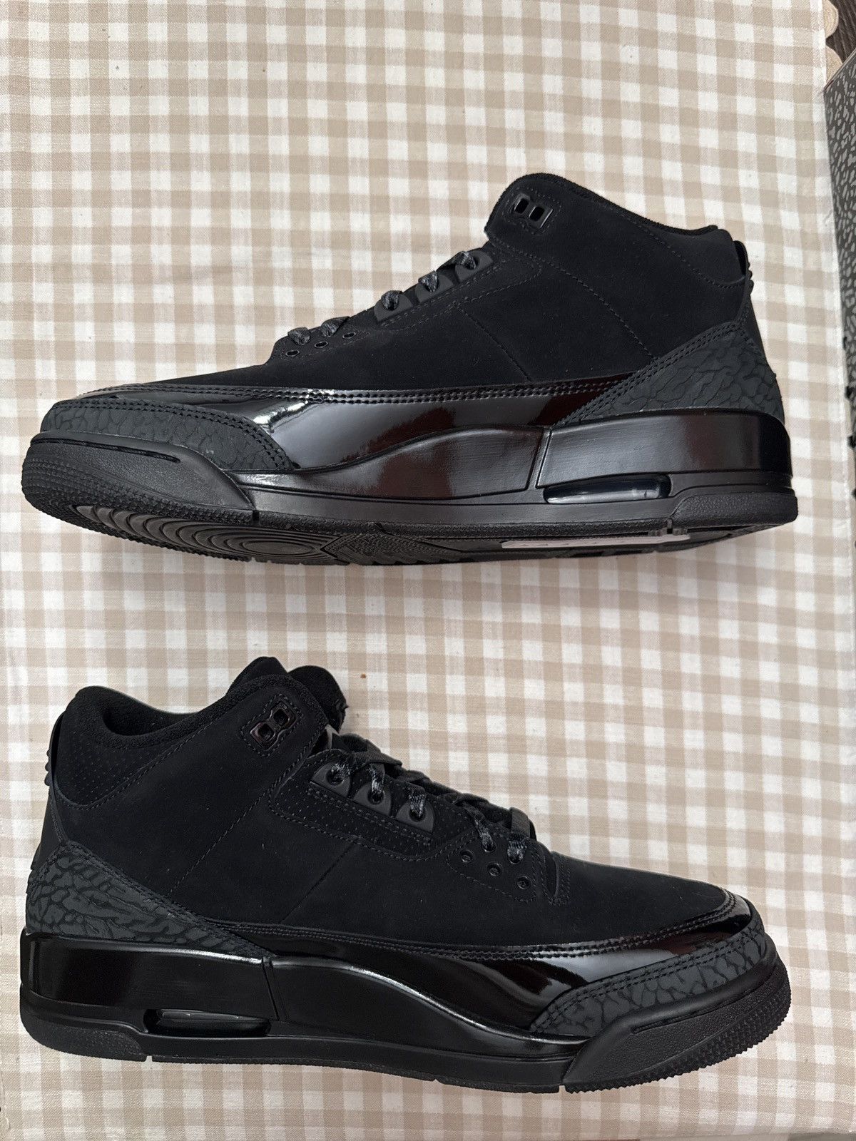 Jordan Brand JORDAN BLACK CAT 3s SZ 11 MENS Size US 11 / EU 44 - 2 Thumbnail