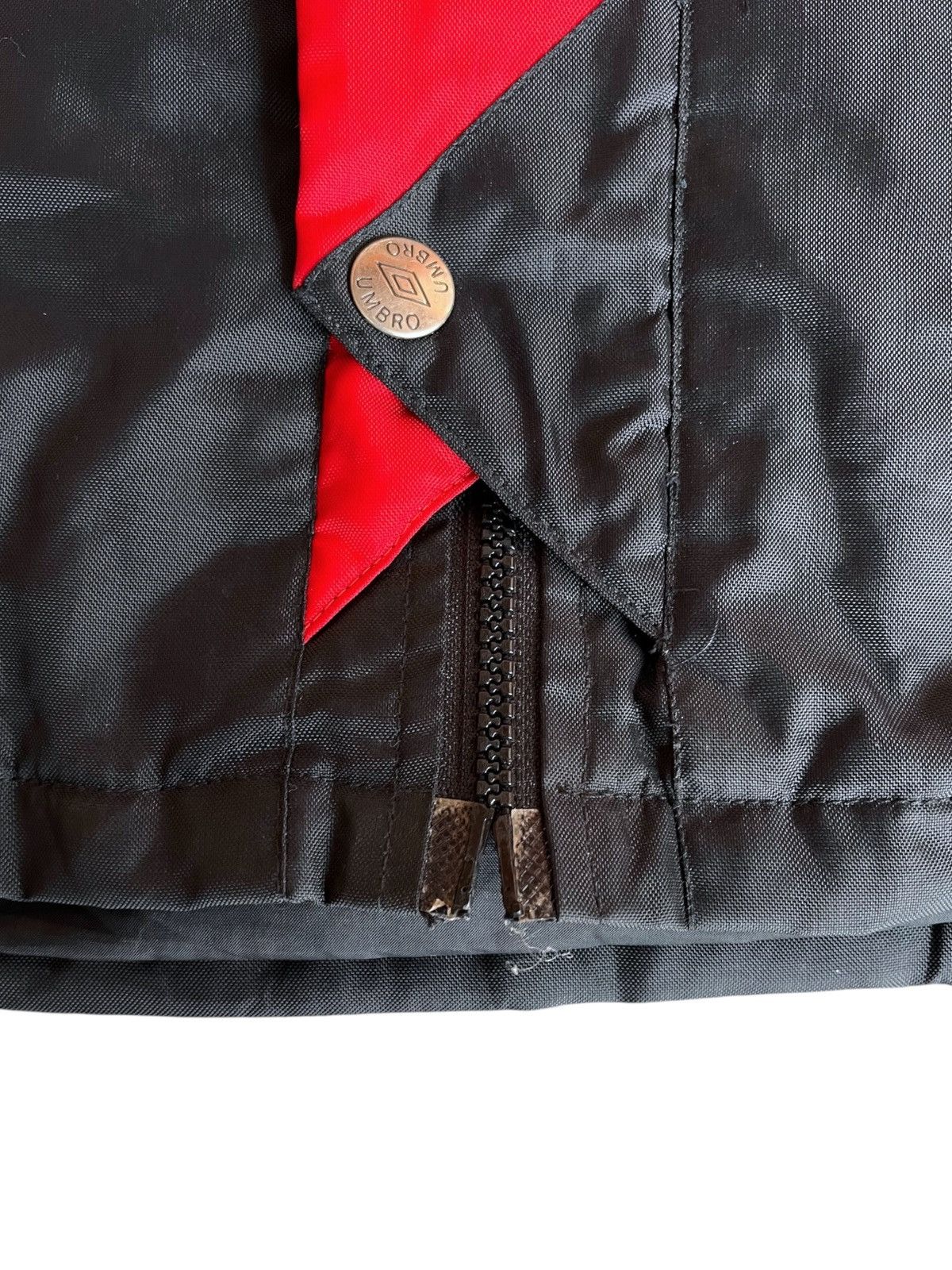 Umbro Vintage umbro 90s template manchester united jacket Size US XXL / EU 58 / 5 - 10 Thumbnail