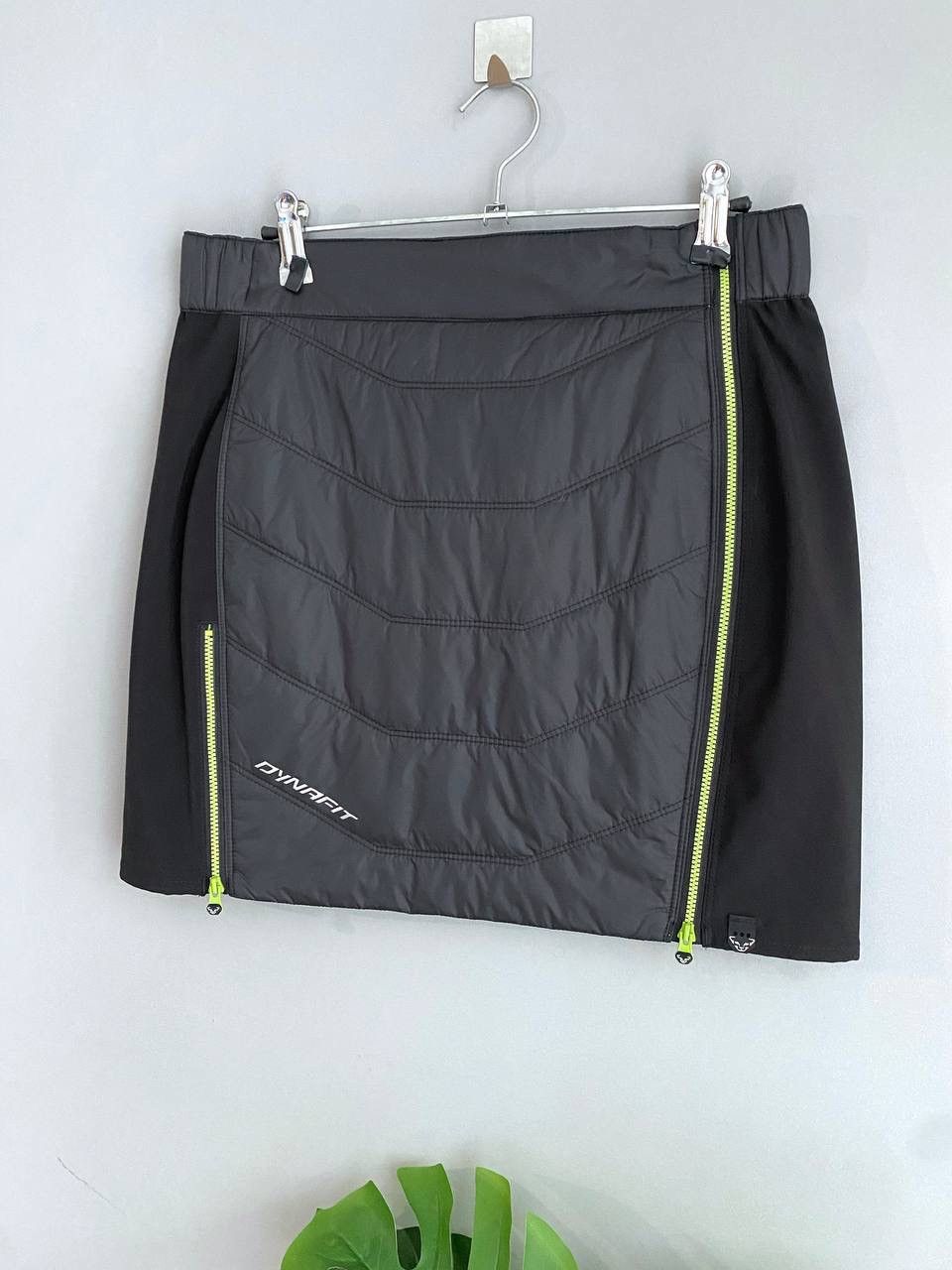 Other Dynafit Speed TLT Insulated Primaloft Radical Skirt, Size S Size 28" / US 6 / IT 42 - 2 Thumbnail