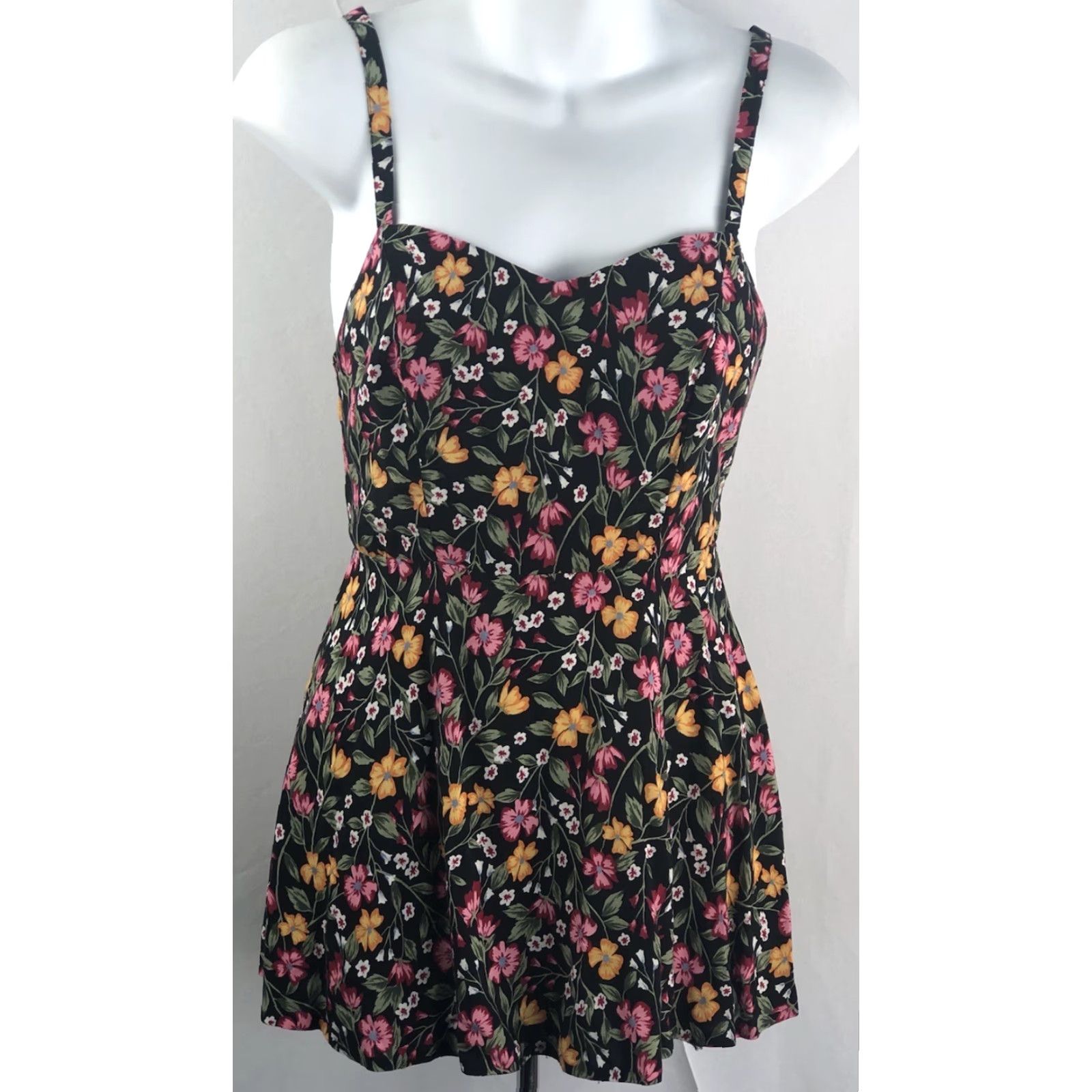 Old Navy Old Navy Camisole Tank XS Black Floral Strappy Smocked Flowy Cottage Size XS / US 0-2 / IT 36-38 - 5 Thumbnail