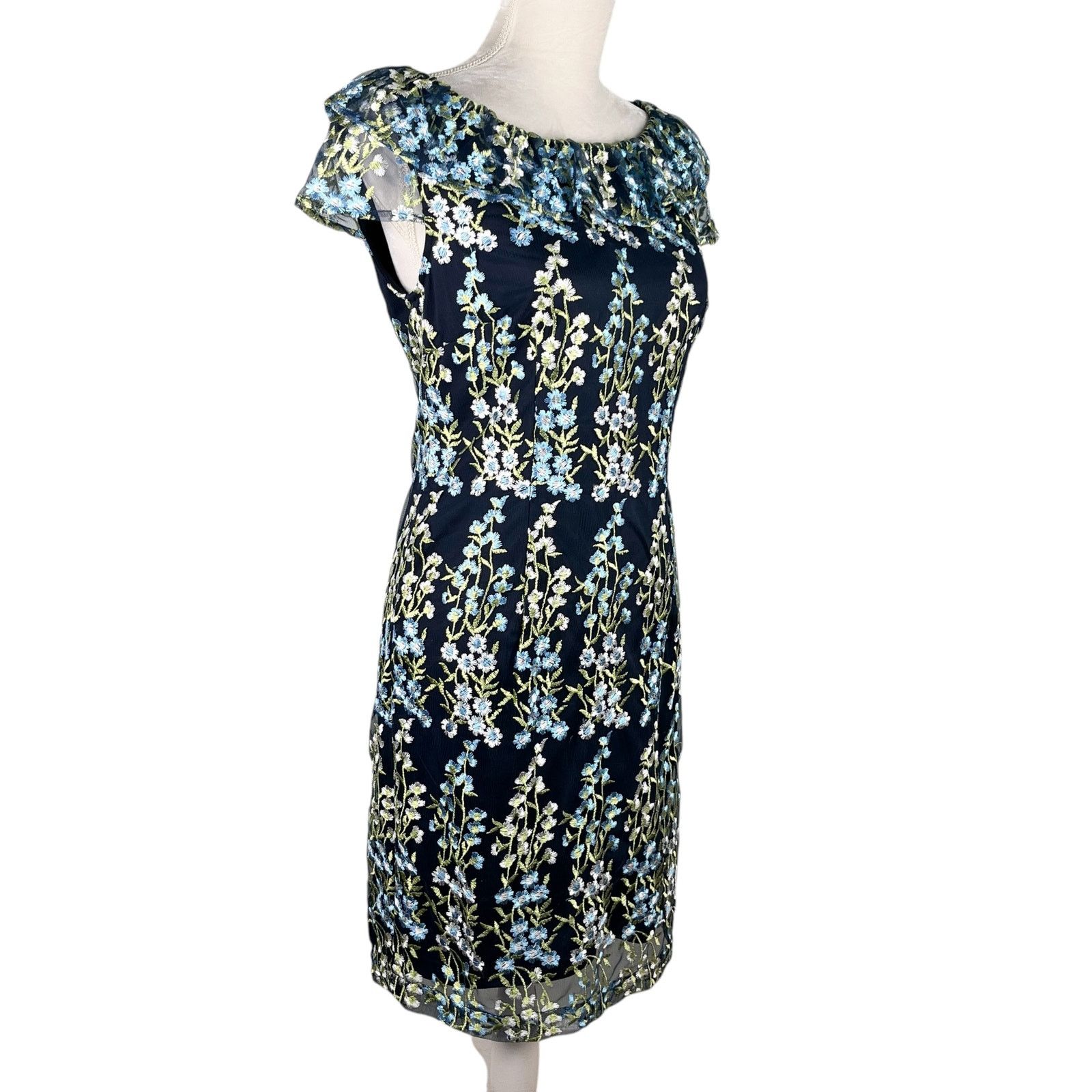Karl Lagerfeld Karl Lagerfeld Paris Floral Midi Dress Navy Blue 6 Size M / US 6-8 / IT 42-44 - 4 Thumbnail