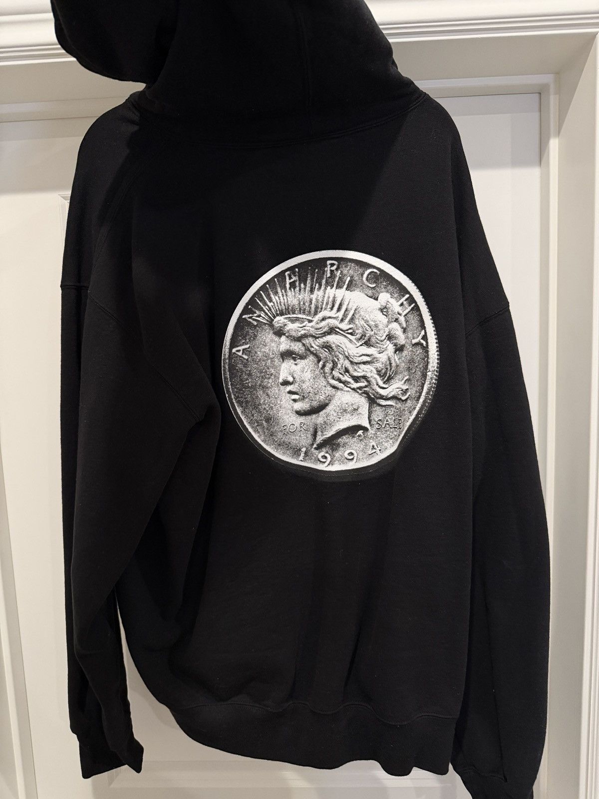Supreme Supreme Anarchy Coin Size US XXL / EU 58 / 5 - 2 Thumbnail