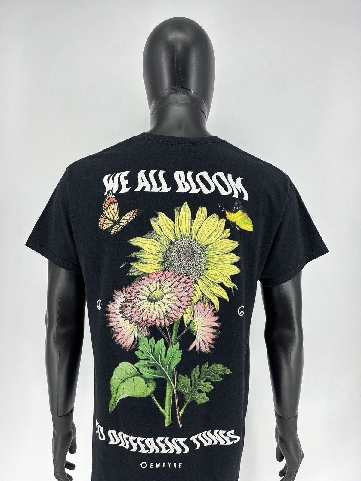Empyre × Vintage EMPYRE T-Shirt Mens Sz L Black Sunflower WE ALL BLOOM Size US L / EU 52-54 / 3 - 1 Thumbnail