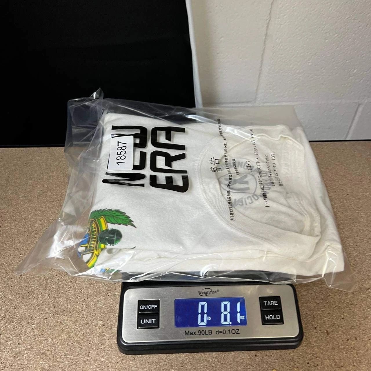 Other Crooked Clubhouse Shirt Men Sweet Leaf Short Sleeve XL Size US XL / EU 56 / 4 - 6 Thumbnail