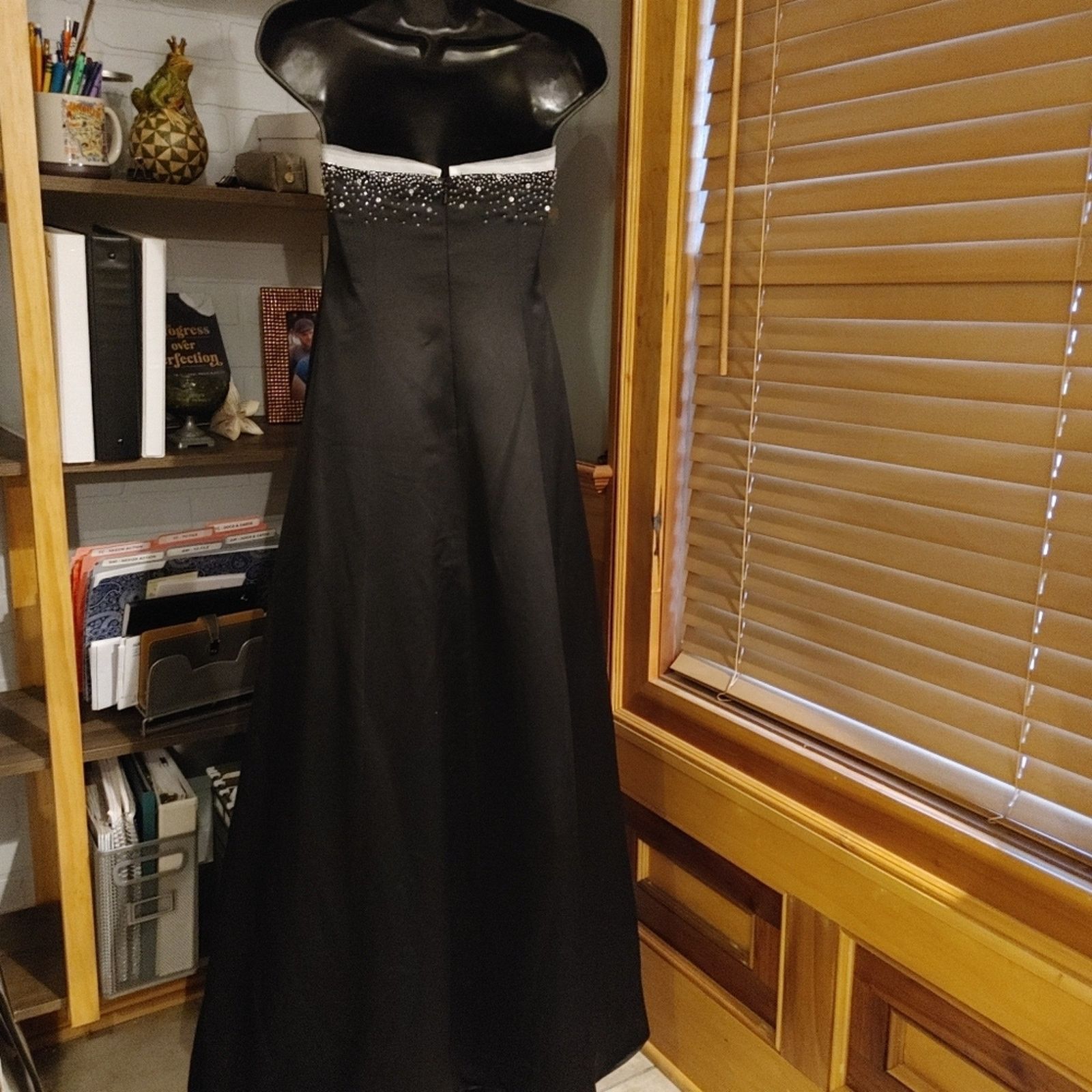 Other Black Satin Strapless Formal Dress with Beaded Bodice Size S / US 4 / IT 40 - 4 Thumbnail