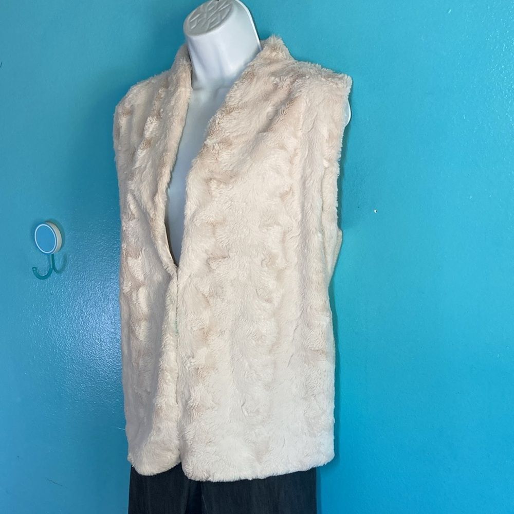 Parker Adyson Parker Faux Fur Vest Ivory Knit Back Sleeveless Cardi Size XXL / US 16-18 / IT 52-54 - 2 Thumbnail