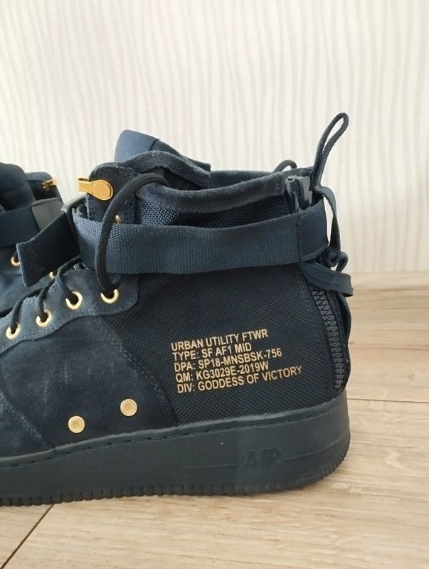 Nike Nike SF Air Force 1 Mid Obsidian Metalic Gold size 49,5 Size US 15 / EU 48 - 2 Thumbnail