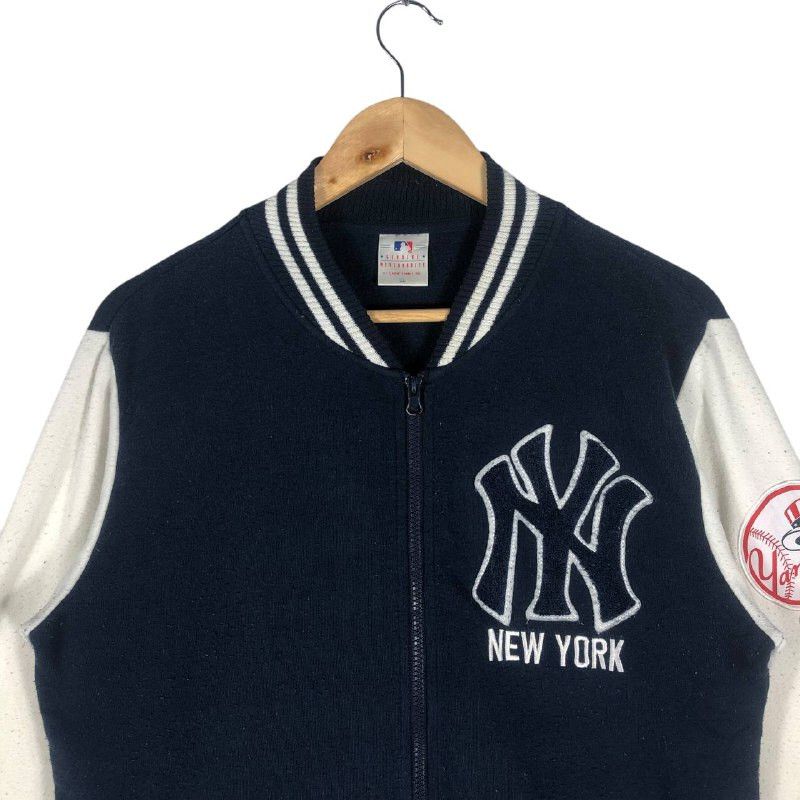 MLB × New York Yankees Vintage New York Yankees Varsity Size US L / EU 52-54 / 3 - 2 Thumbnail