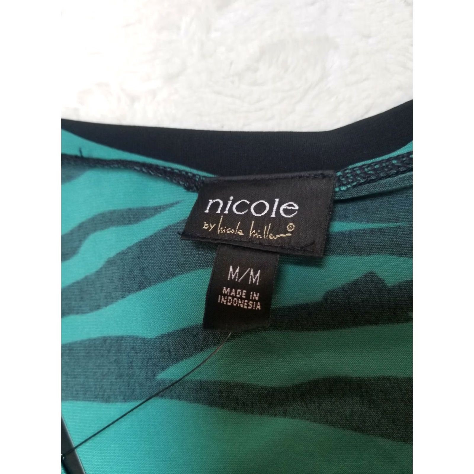 Nicole Miller Nicole Miller Solaris Skin Knot Front Womens Sleeveless Top M Multicolor Knit V-Neck Cap Sleeve Lightweight Stretch Casual Shirt Size M / US 6-8 / IT 42-44 - 3 Thumbnail