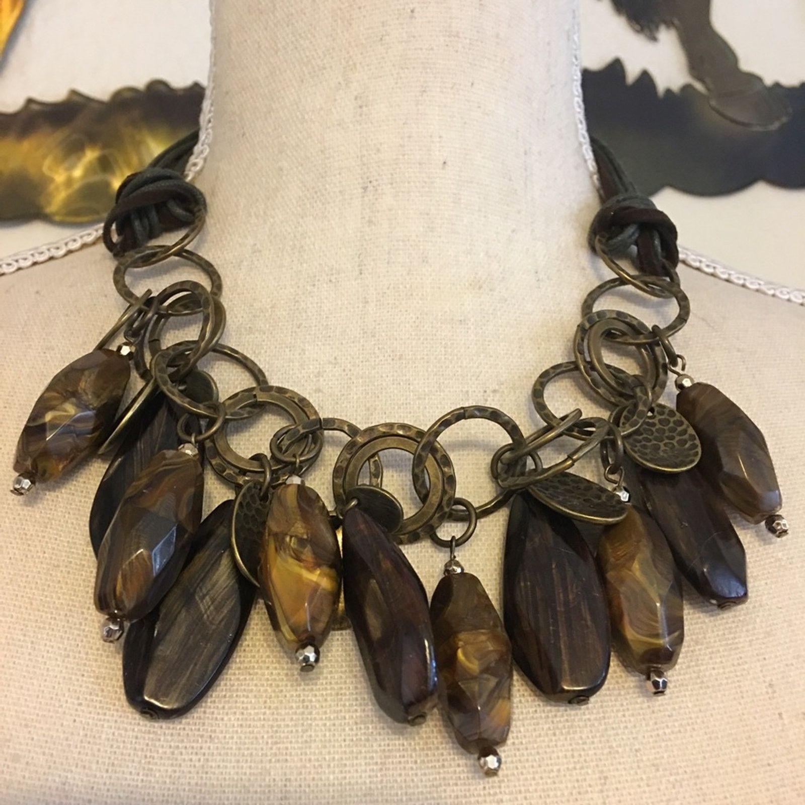 Jewelry Large chunky bead brass tone knotted necklace Size ONE SIZE - 1 Thumbnail