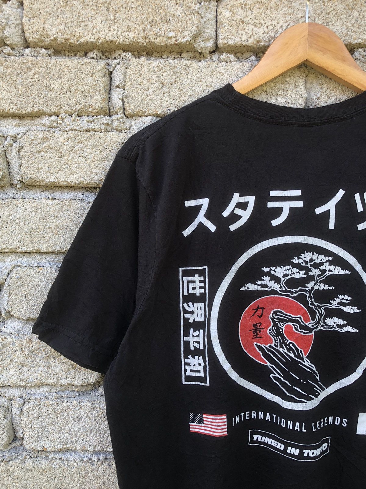 Japanese Brand × Vintage Vintage Y2K Japan Tuned In Tokyo International Legend Tee Size US L / EU 52-54 / 3 - 5 Thumbnail