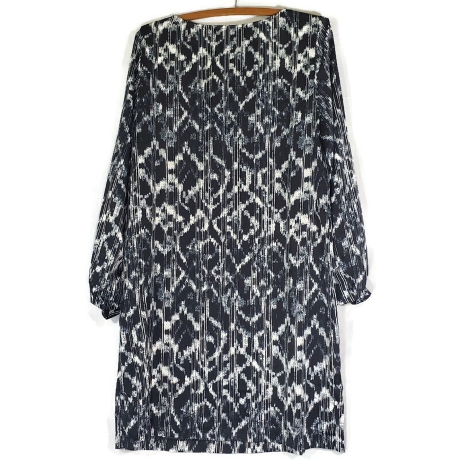Halston Halston | Blue & White, Flowy, Print Dress | Size Small Size S / US 4 / IT 40 - 4 Thumbnail