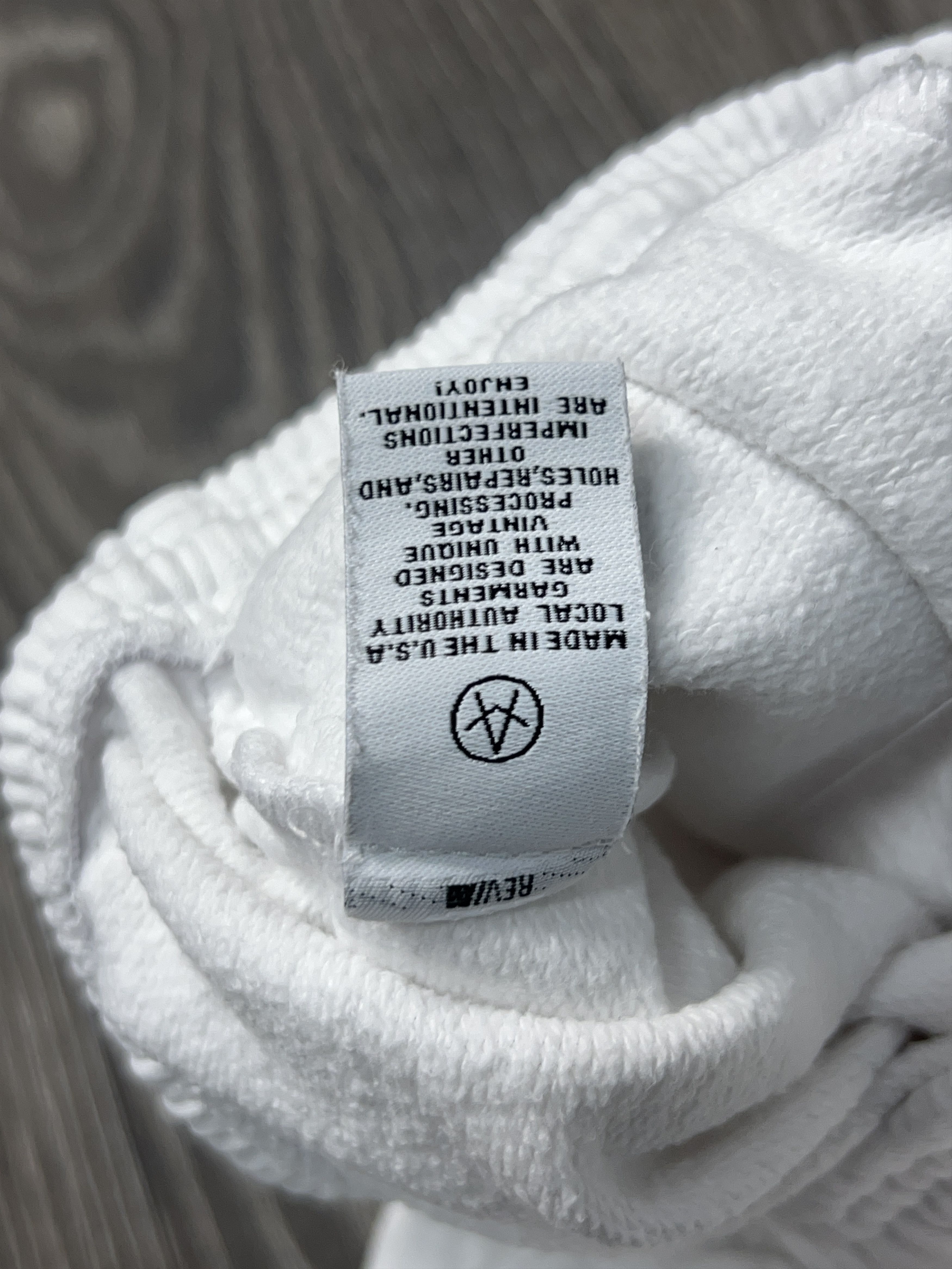 Local Authority 🇺🇸 Mens Los Angeles USA Monsters of Surf Short Big Logo Size US 32 / EU 48 - 8 Thumbnail