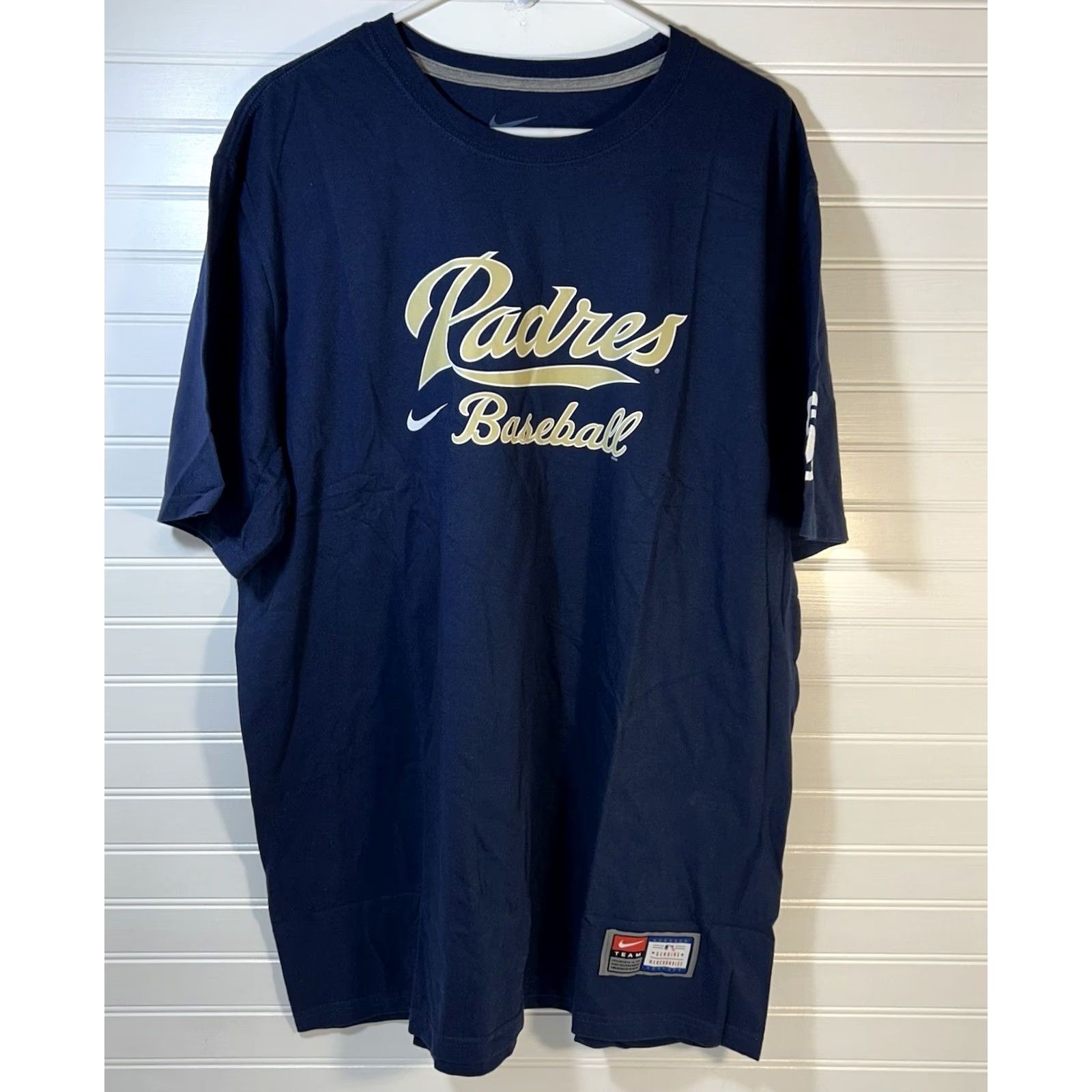 Nike VINTAGE Nike San Diego Padres Shirt Men 2XL Navy Blue MLB Dead Stock 2010s NWT Size US XXL / EU 58 / 5 - 6 Thumbnail
