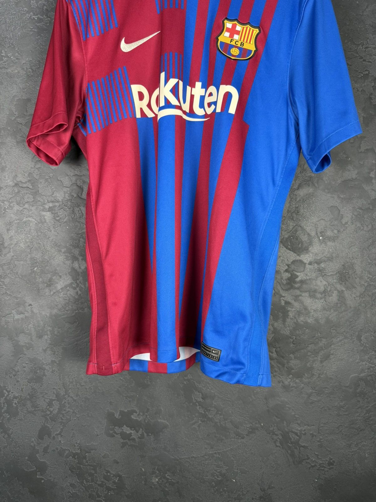 Nike Authentic Barcelona Griezmann 21/22 Home Nike Soccer Jersey Size US L / EU 52-54 / 3 - 5 Thumbnail